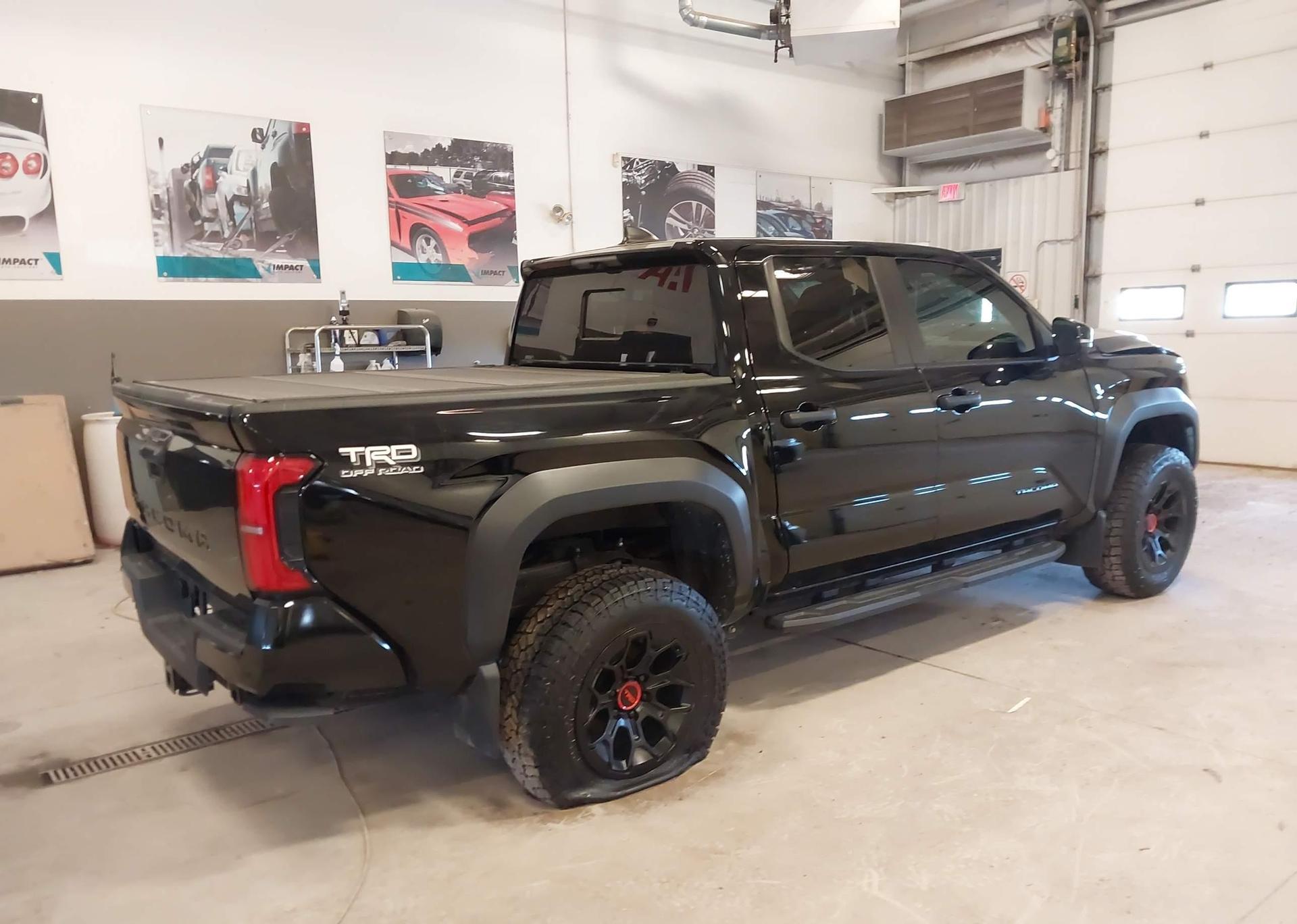 2024 TOYOTA TACOMA DOUBLE CAB