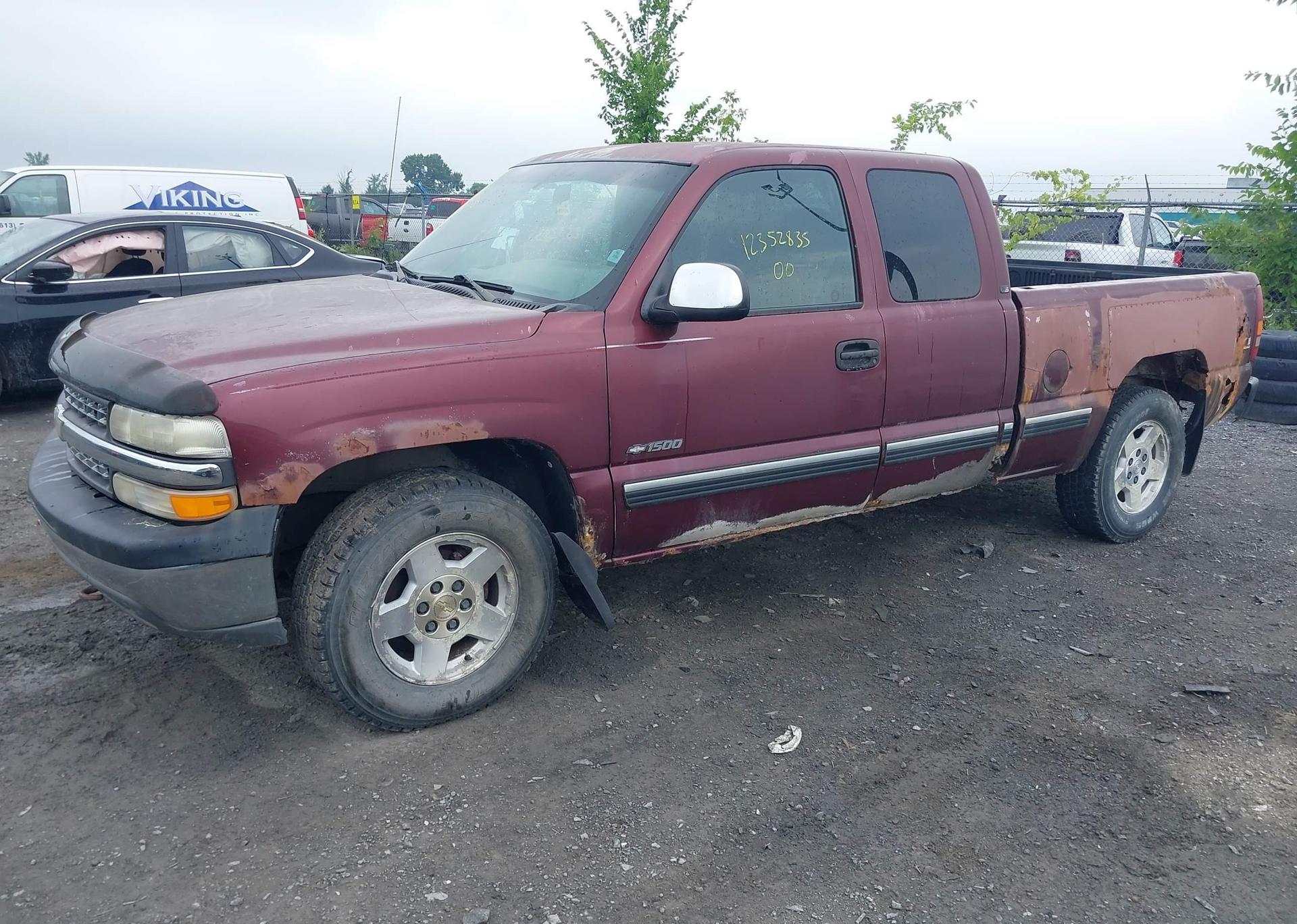2000 CHEVROLET SILVERADO 1500 LS