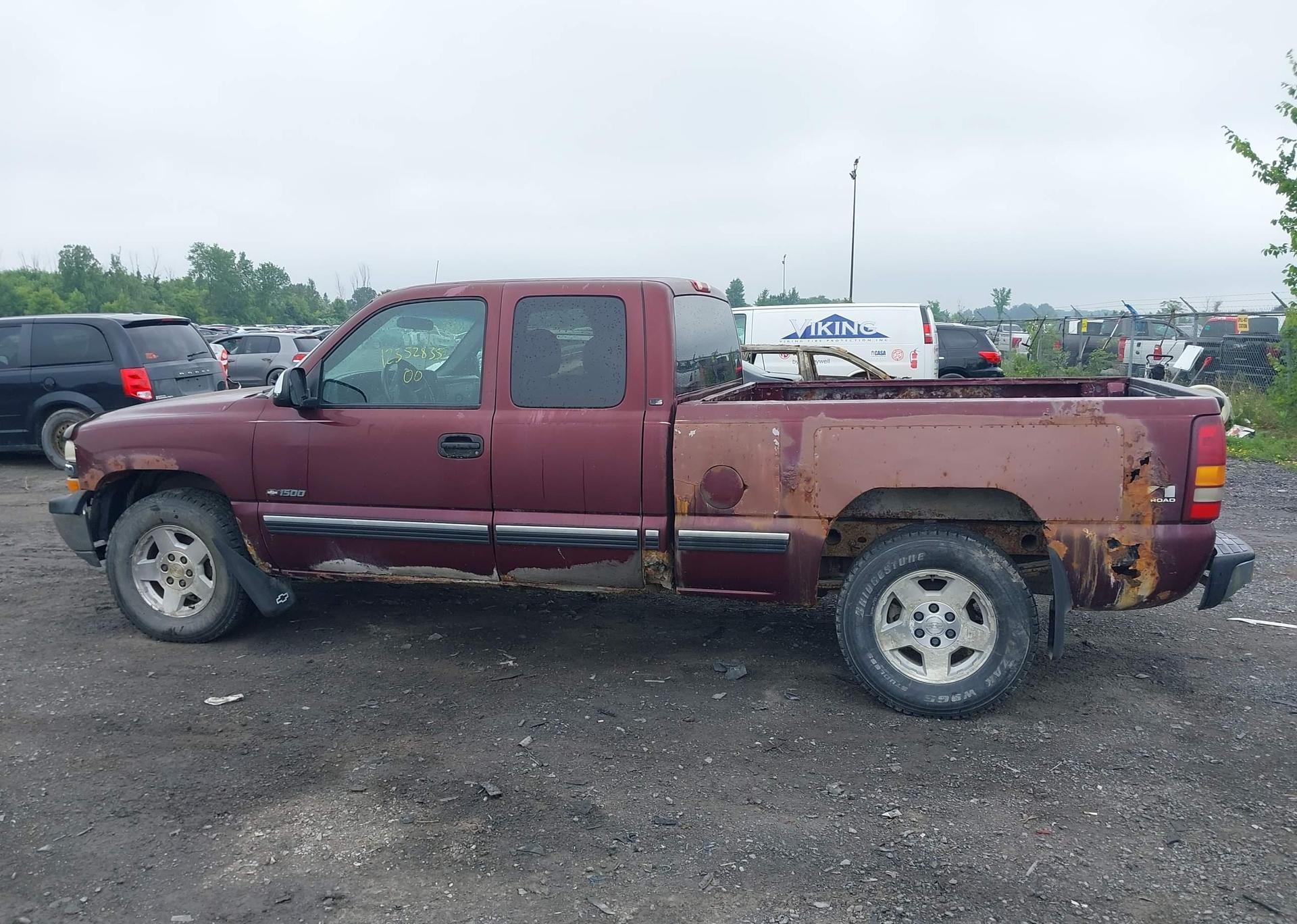 2000 CHEVROLET SILVERADO 1500 LS