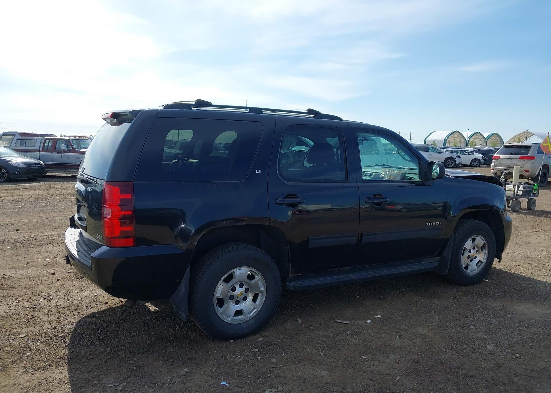 2011 CHEVROLET TAHOE LT