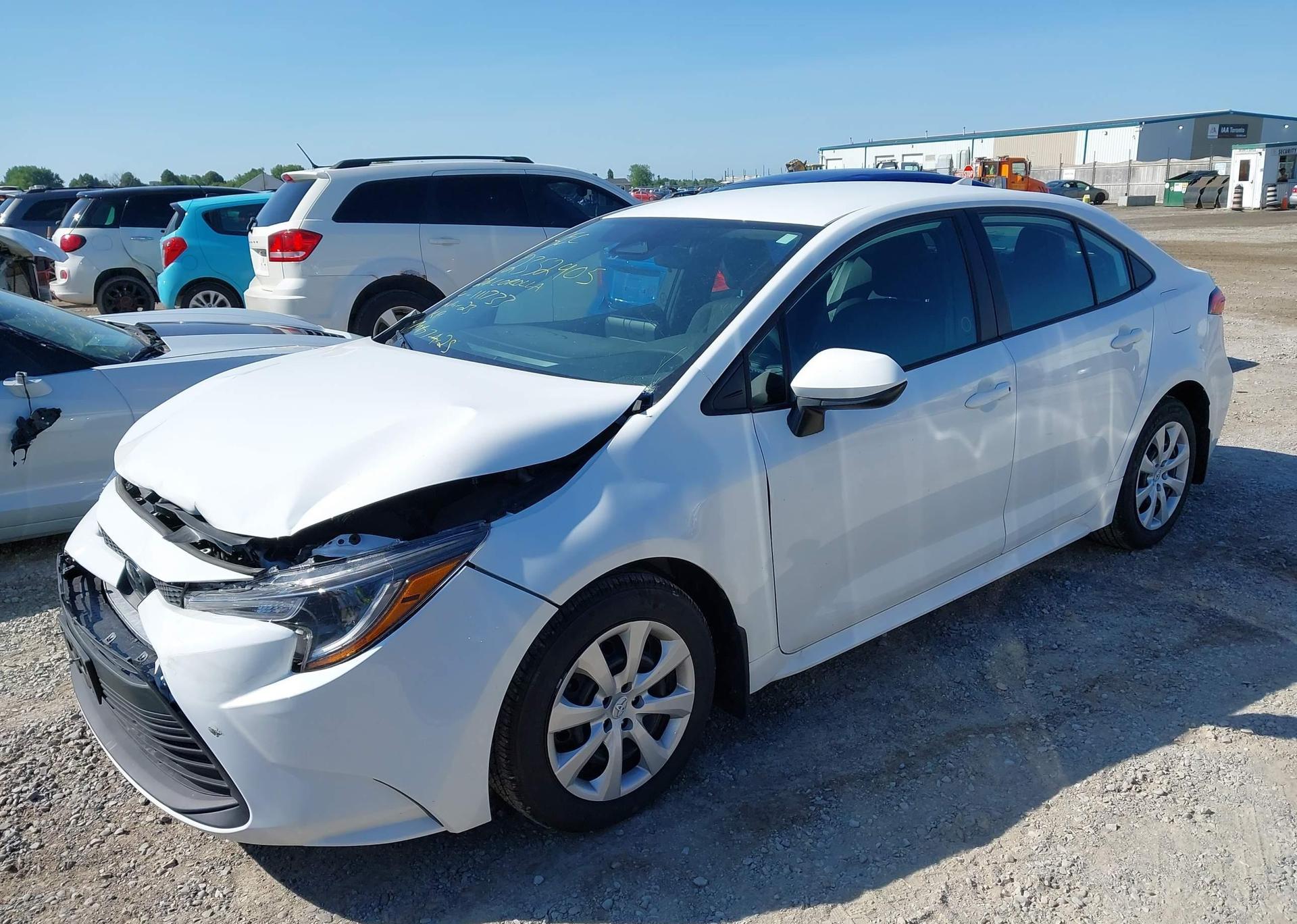 2024 TOYOTA COROLLA LE