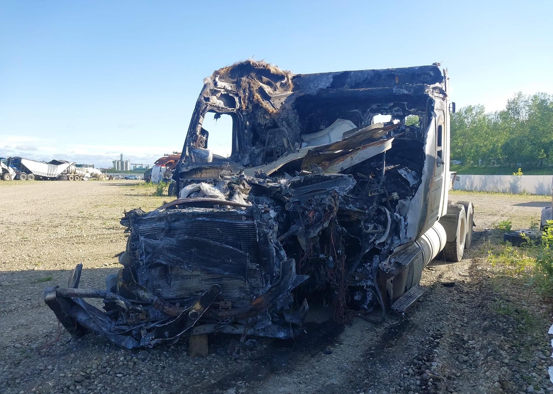 2019 FREIGHTLINER CASCADIA 126