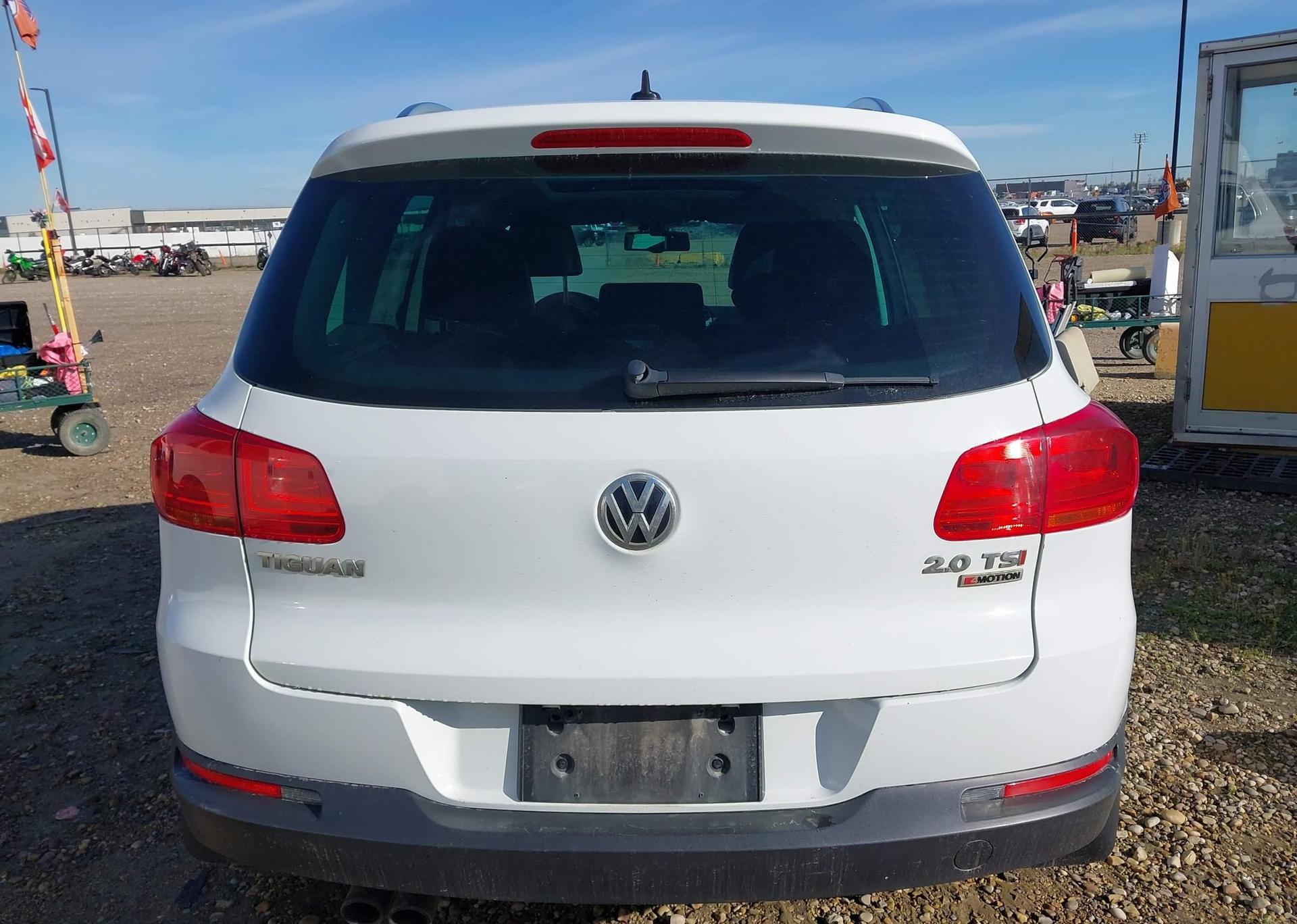2016 VOLKSWAGEN TIGUAN