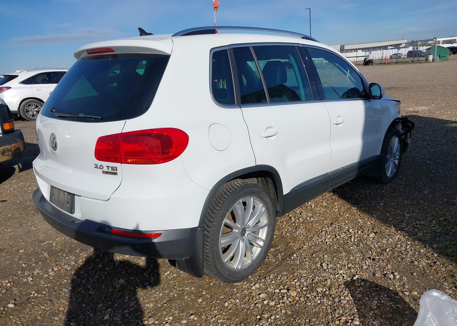 2016 VOLKSWAGEN TIGUAN