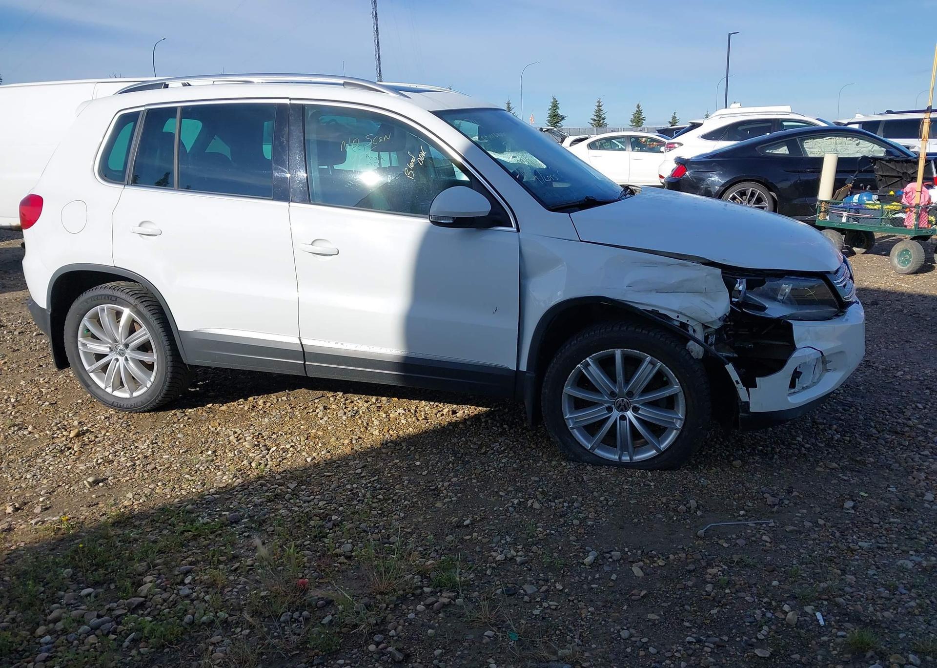 2016 VOLKSWAGEN TIGUAN