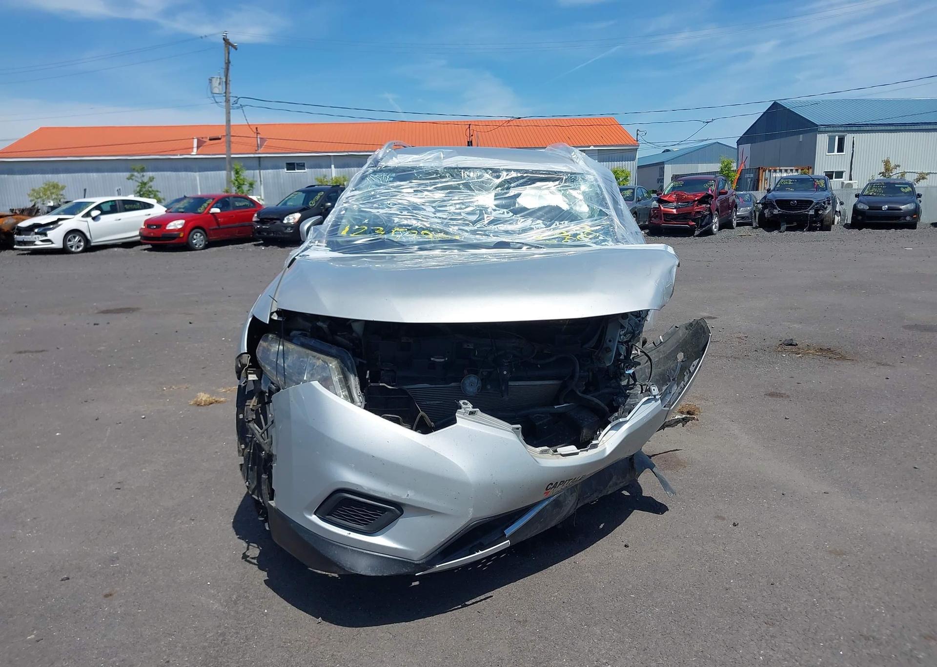 2015 NISSAN ROGUE S