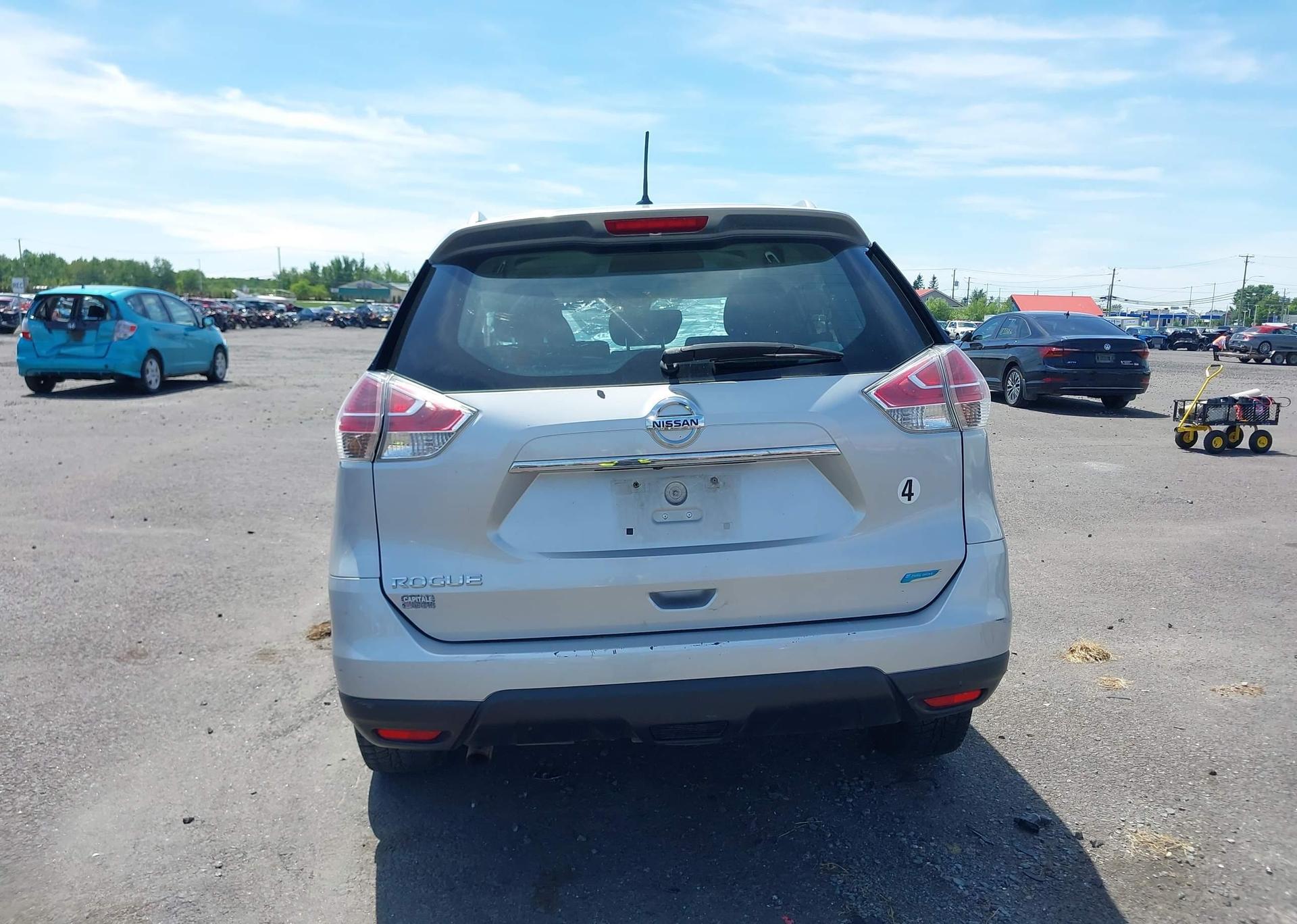 2015 NISSAN ROGUE S