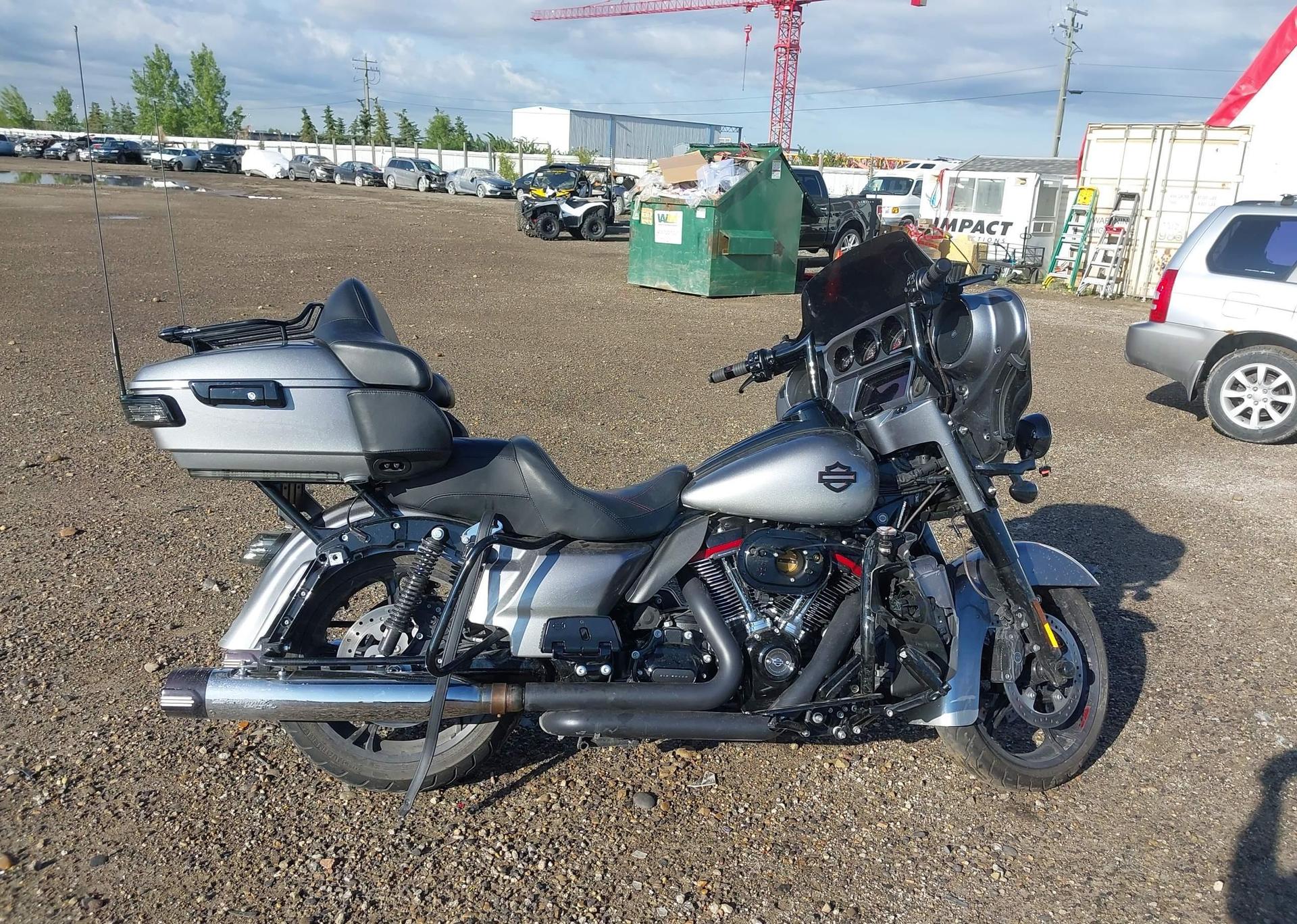 2019 HARLEY-DAVIDSON FLHTKSE