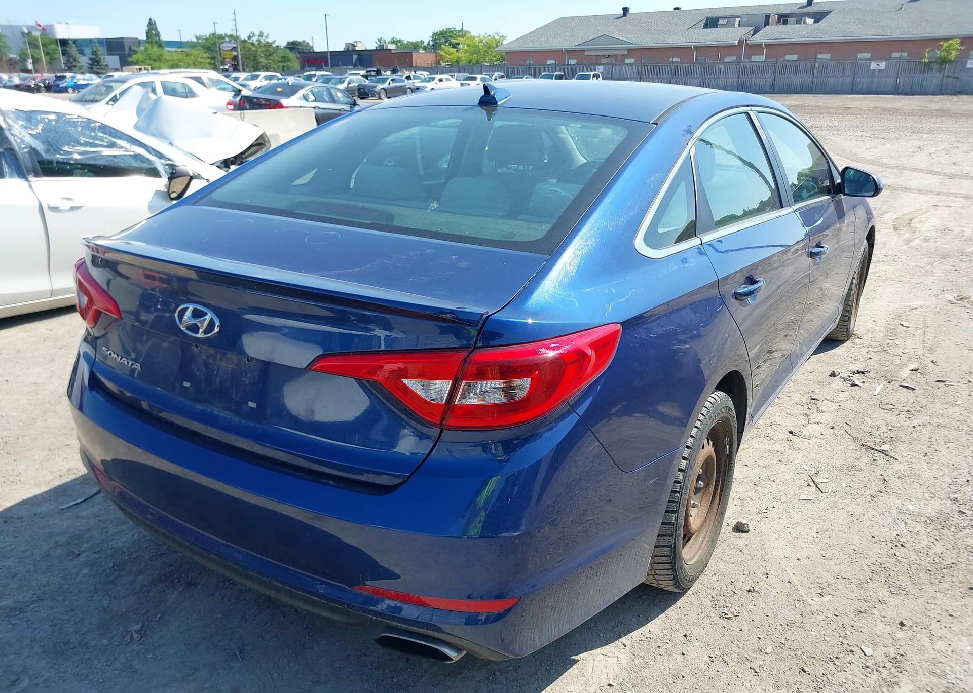 2015 HYUNDAI SONATA SE