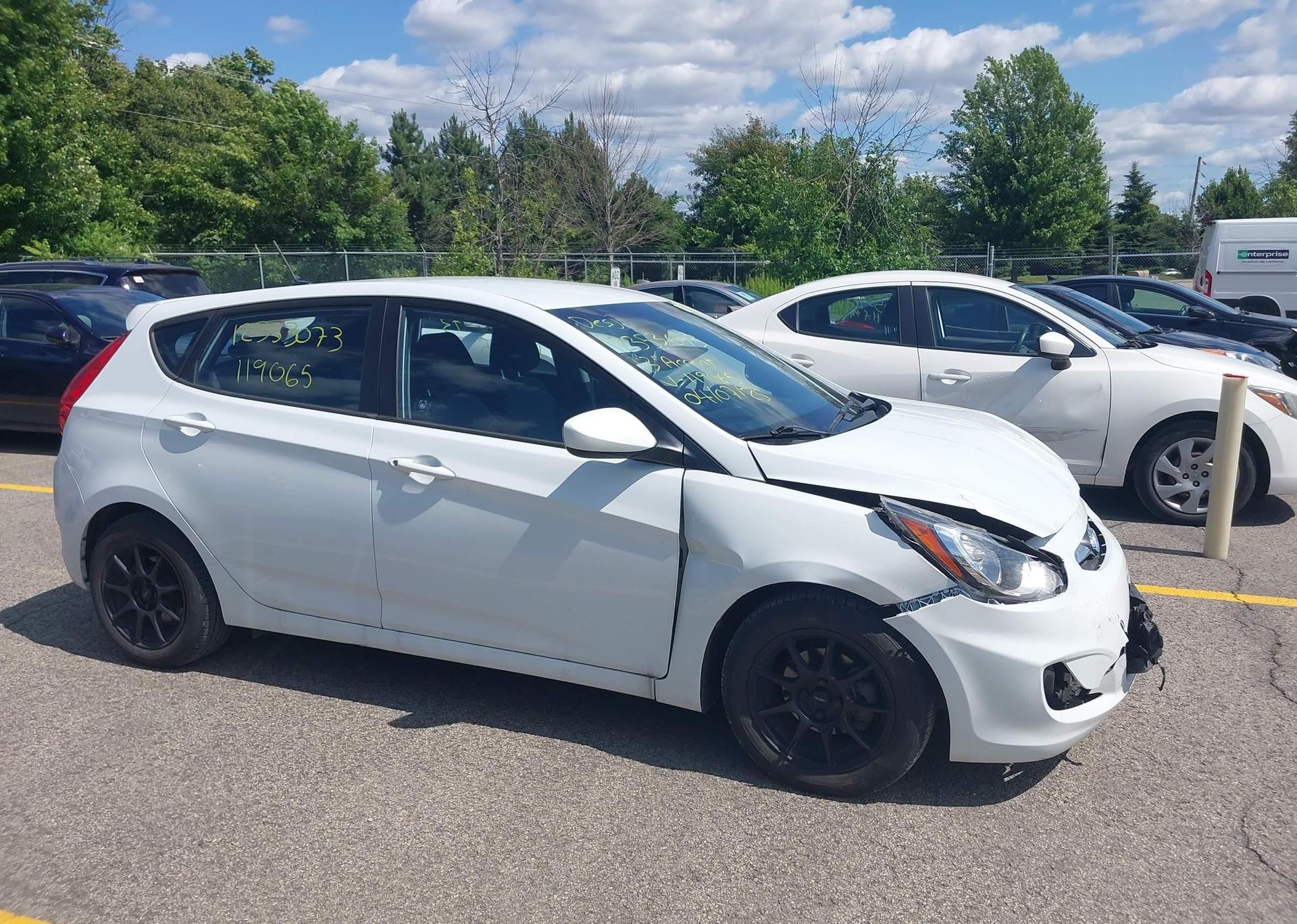 2013 HYUNDAI ACCENT GLS