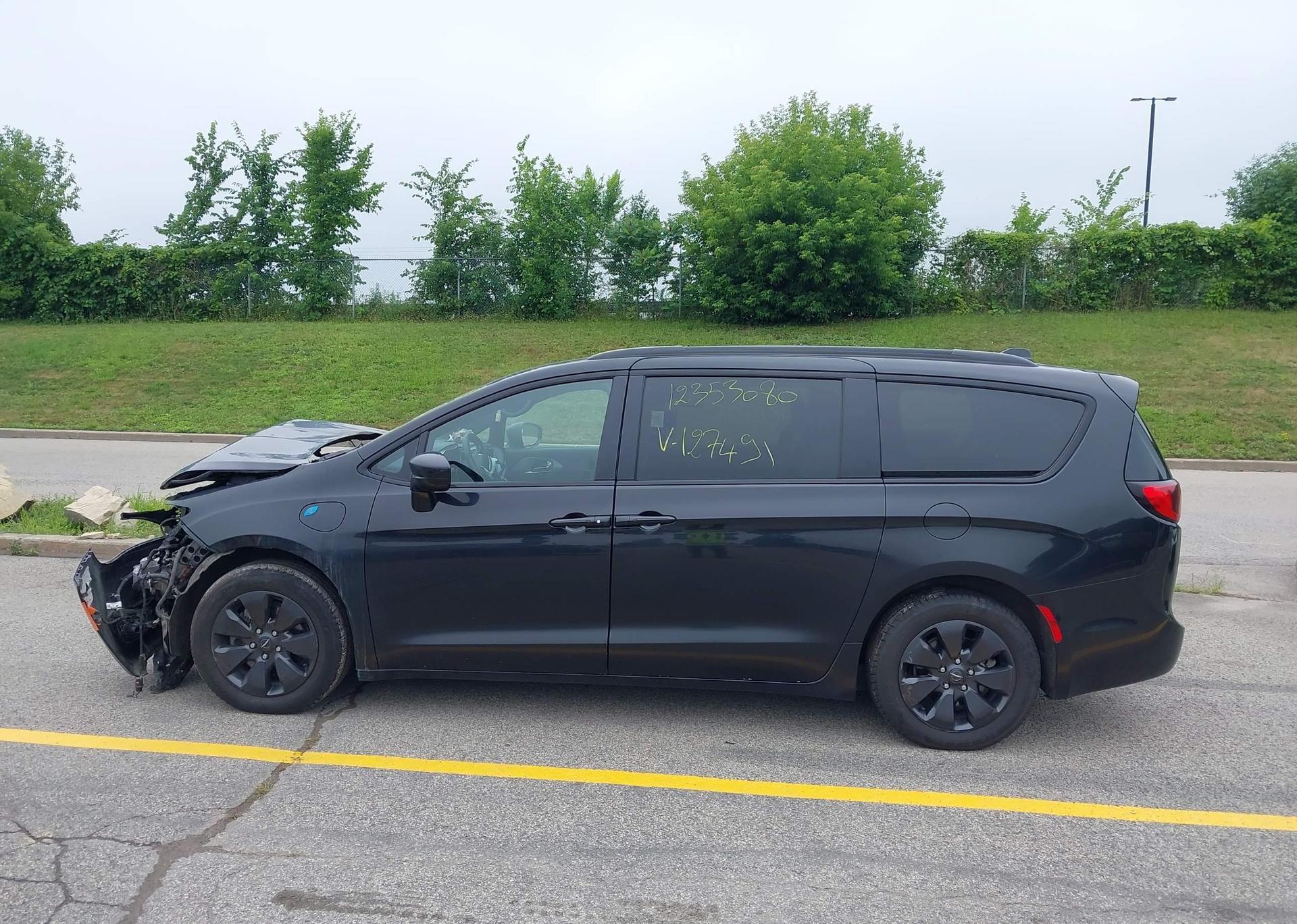 2020 CHRYSLER PACIFICA