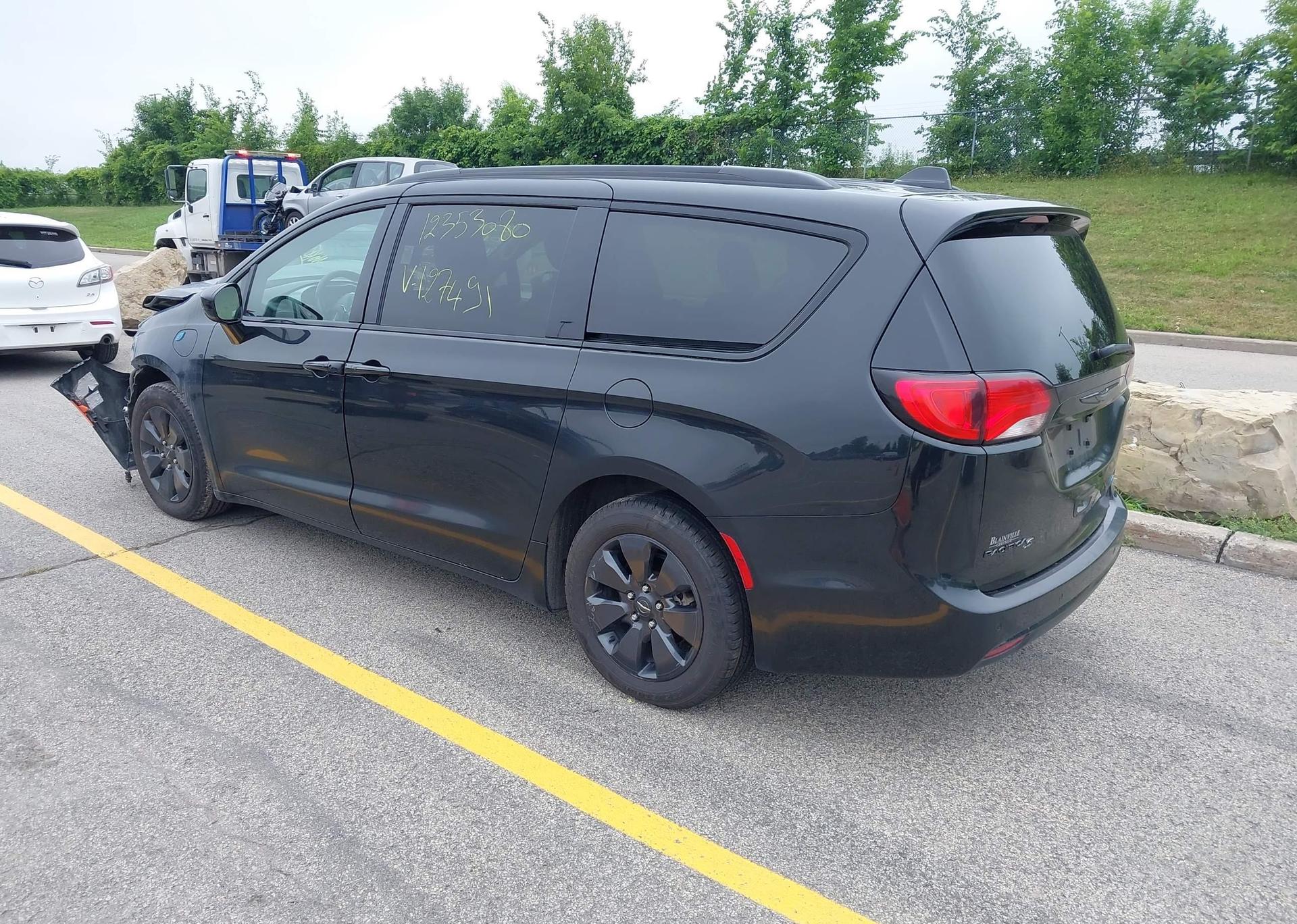 2020 CHRYSLER PACIFICA