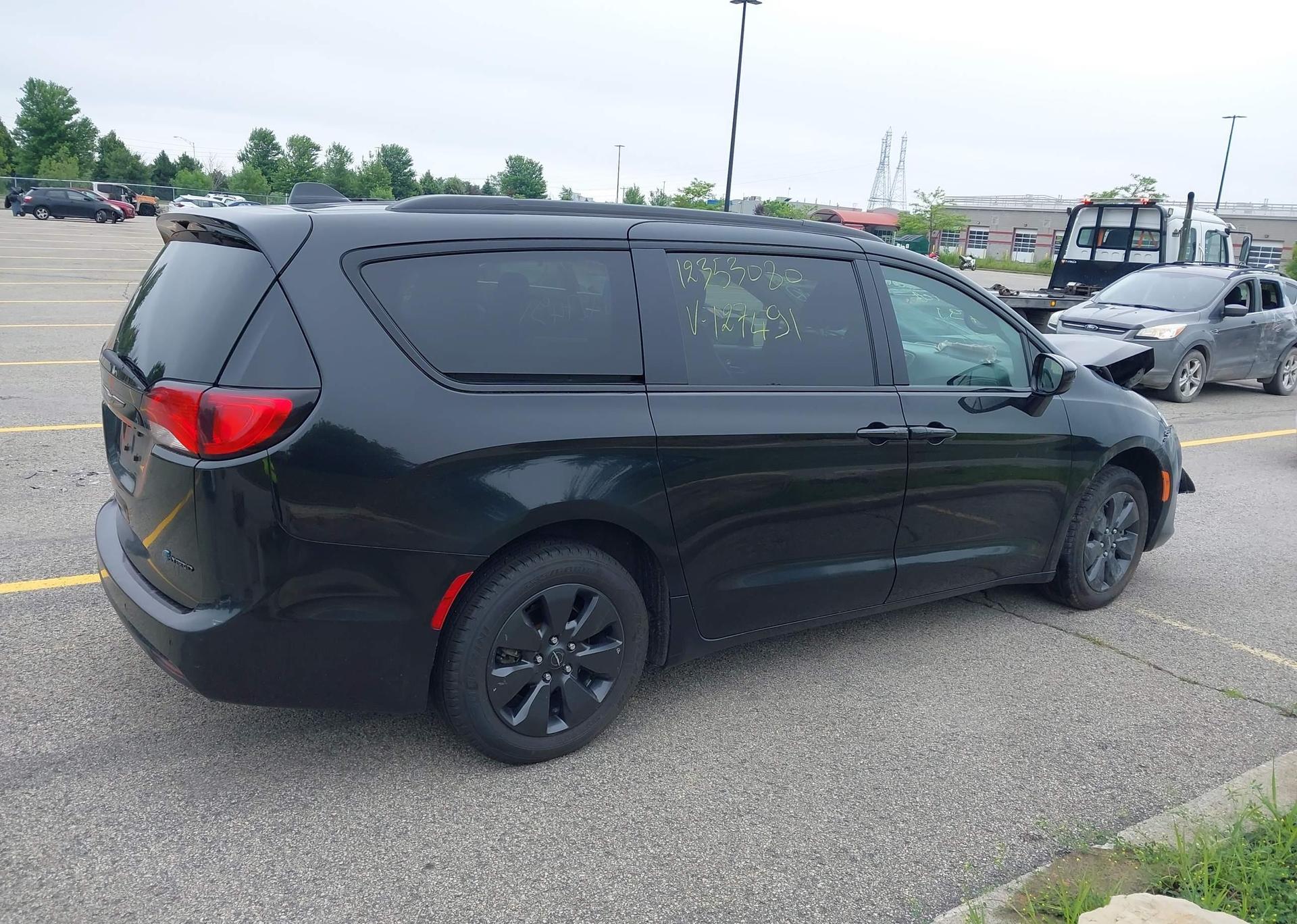2020 CHRYSLER PACIFICA