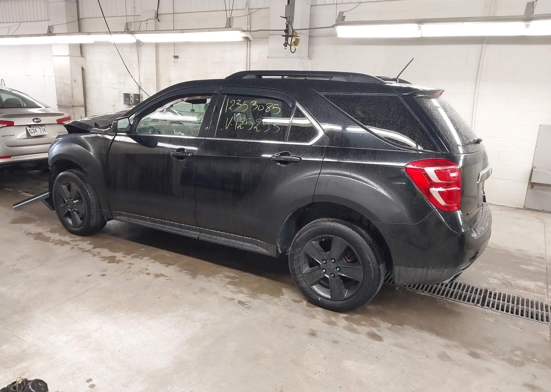2017 CHEVROLET EQUINOX LT
