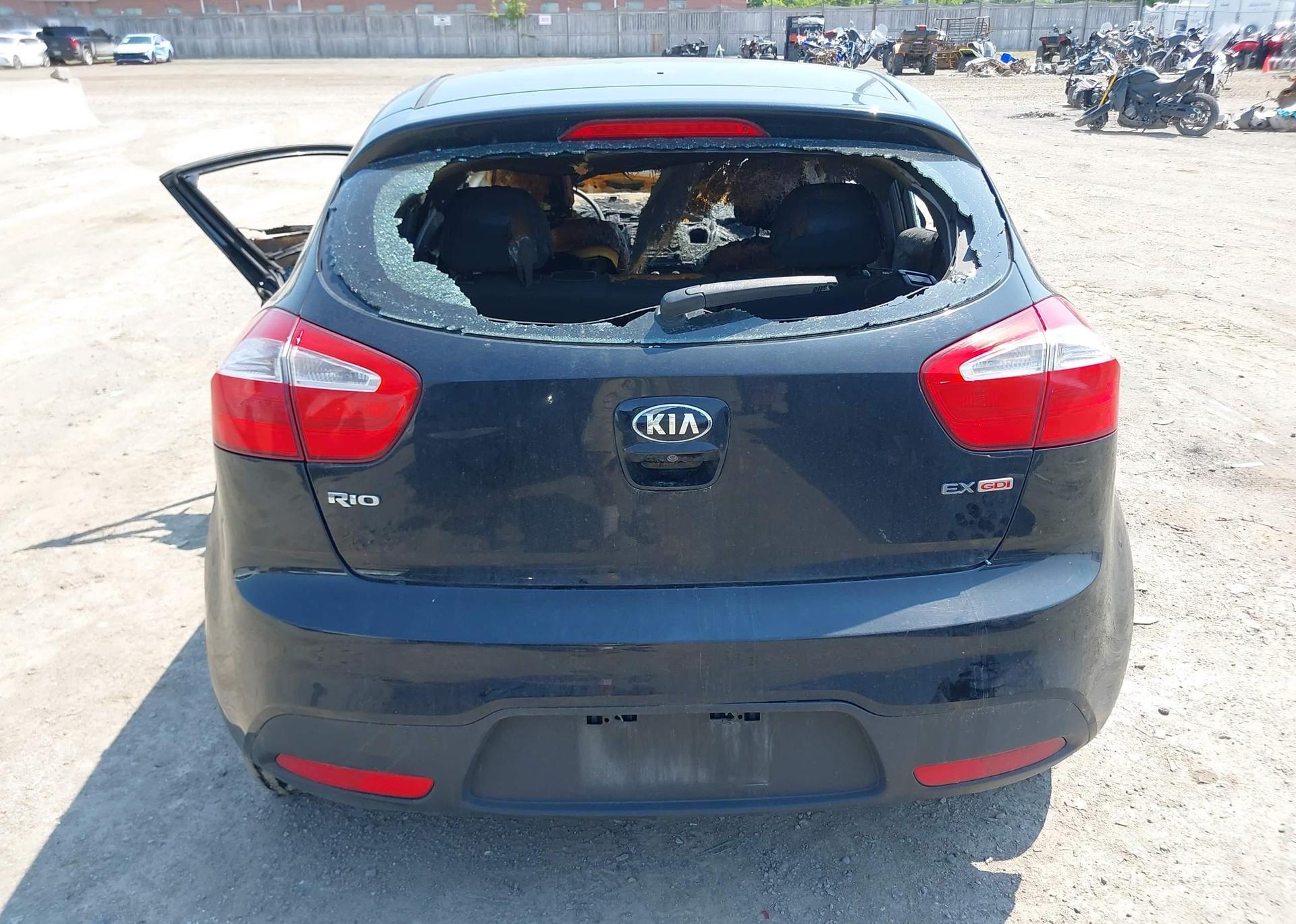 2015 KIA RIO EX