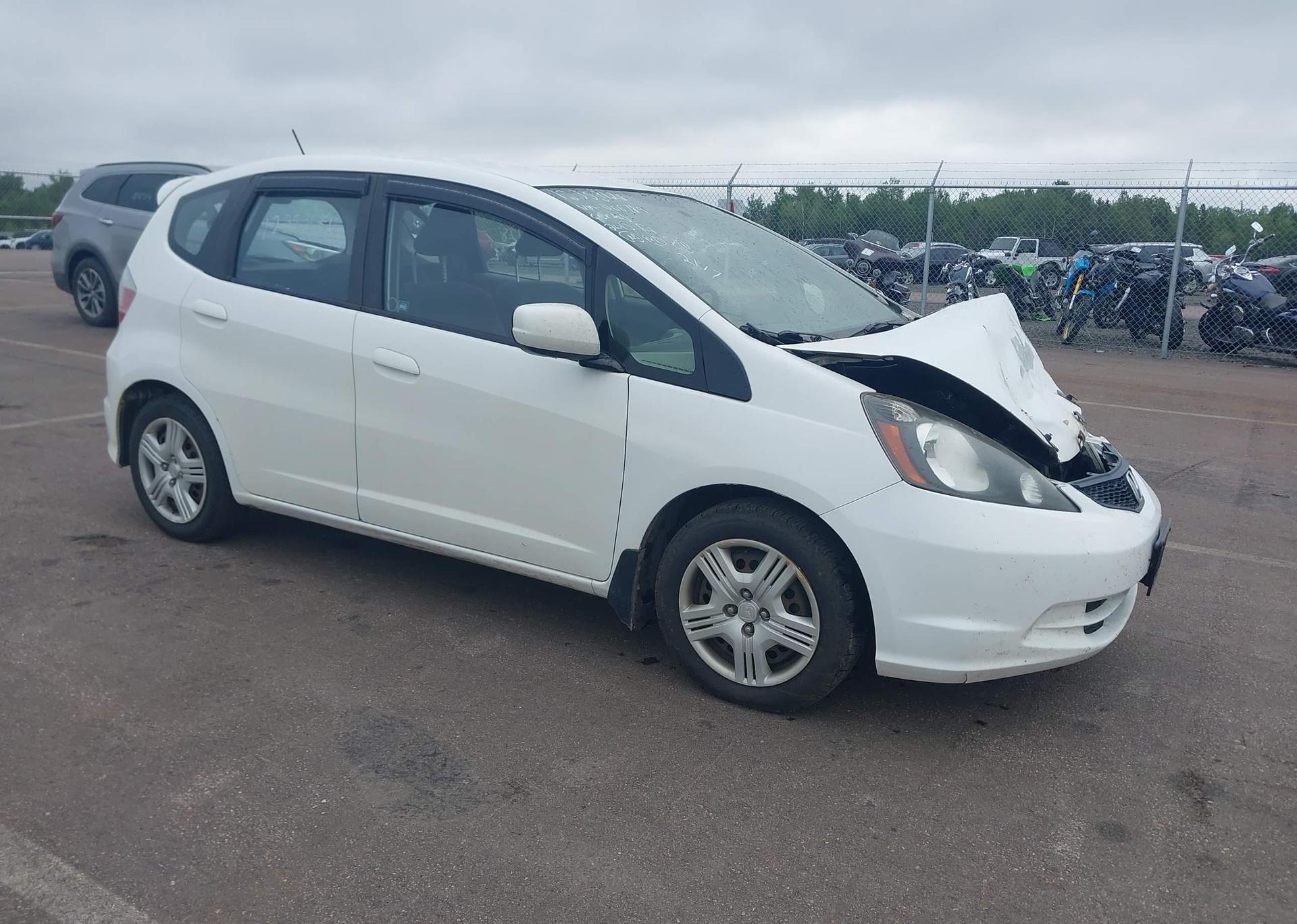 2013 HONDA FIT LX