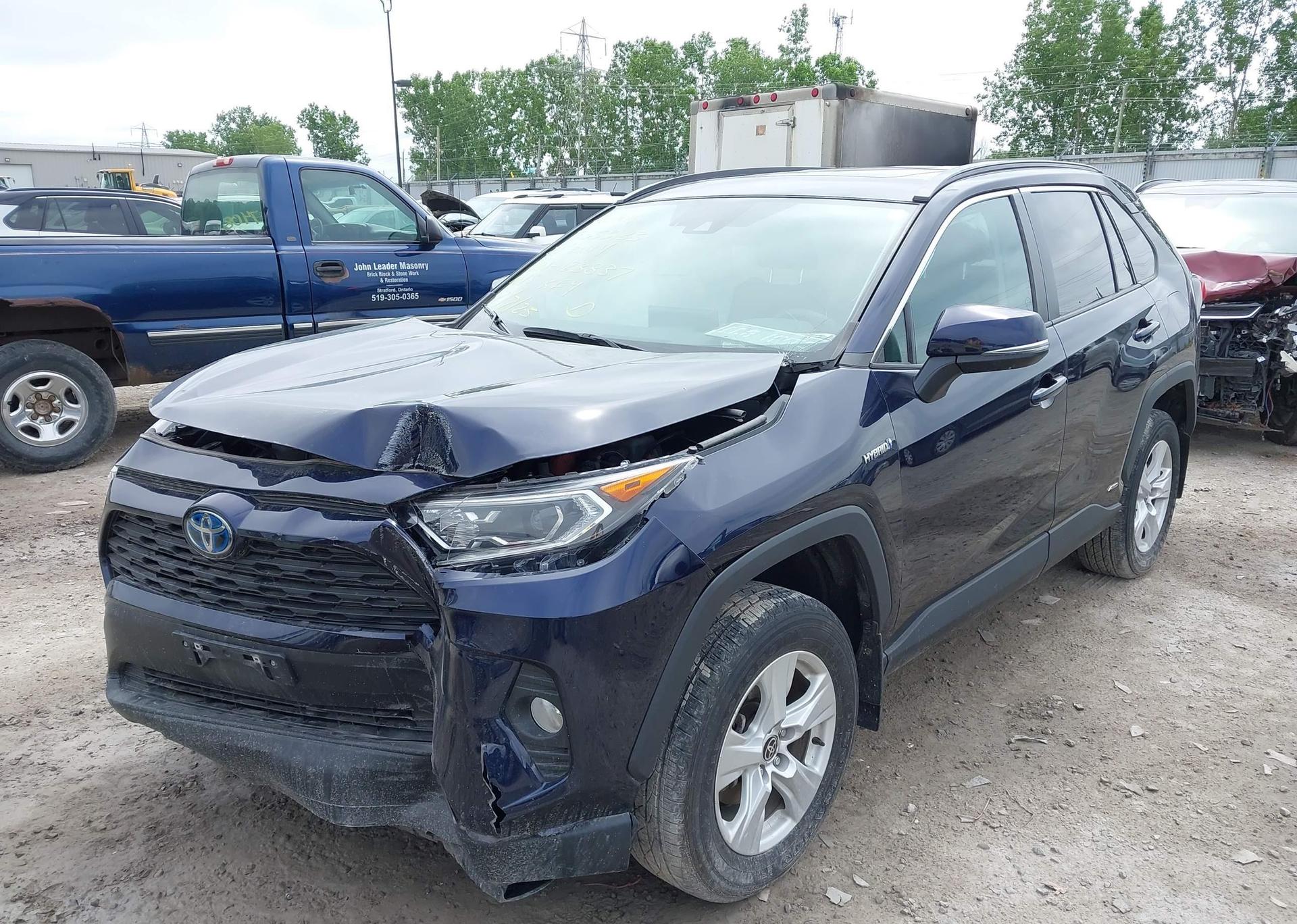 2021 TOYOTA RAV4 HYBRID XLE