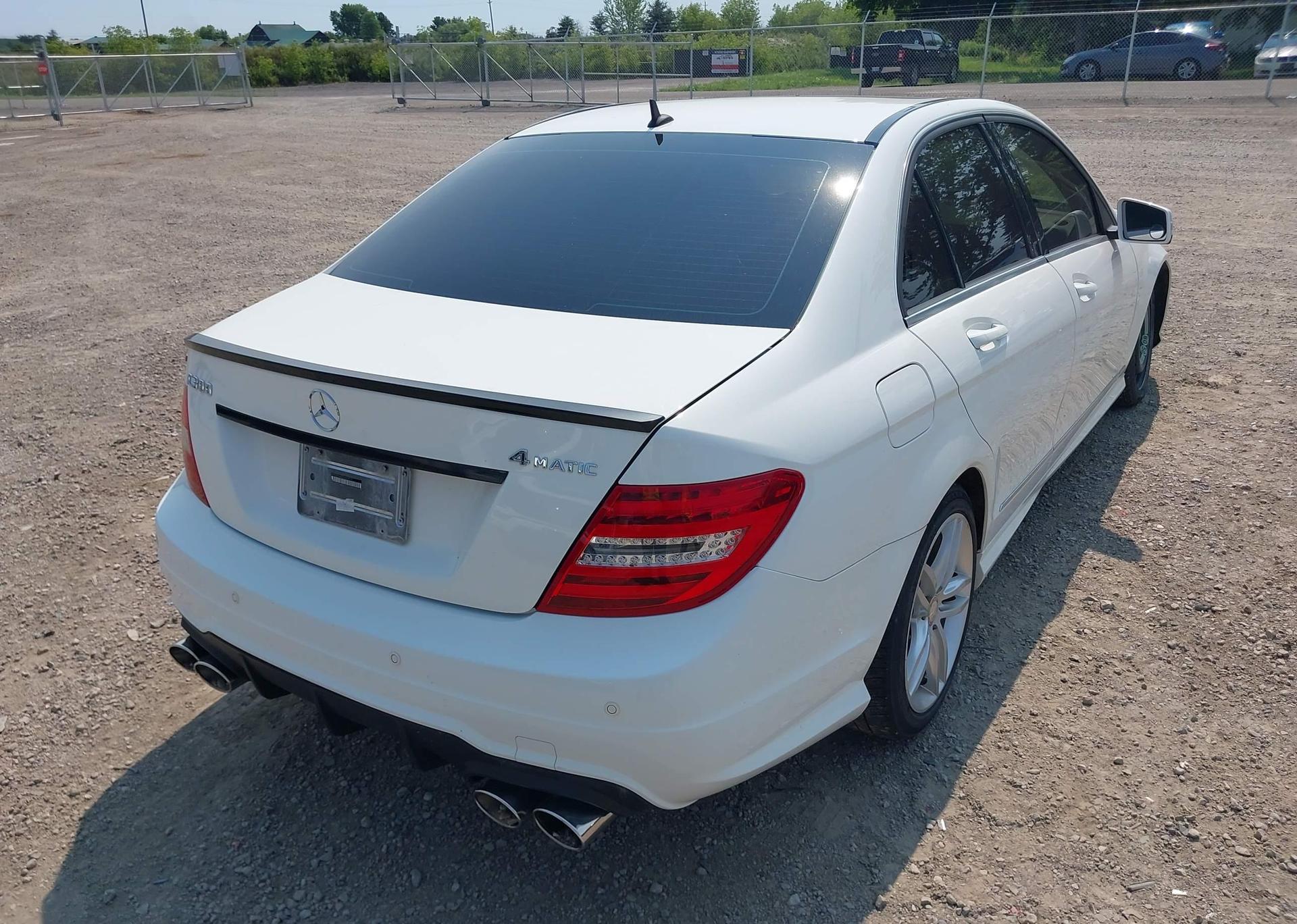 2013 MERCEDES-BENZ C 300 4MATIC