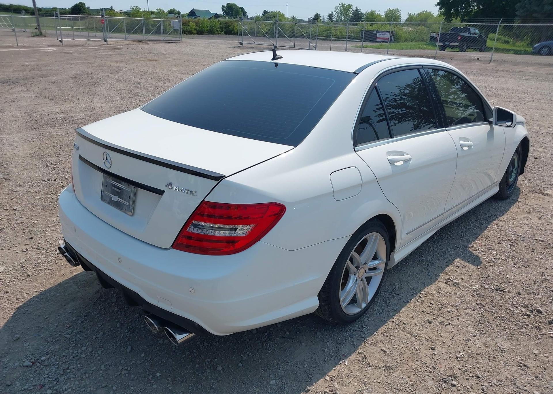 2013 MERCEDES-BENZ C 300 4MATIC