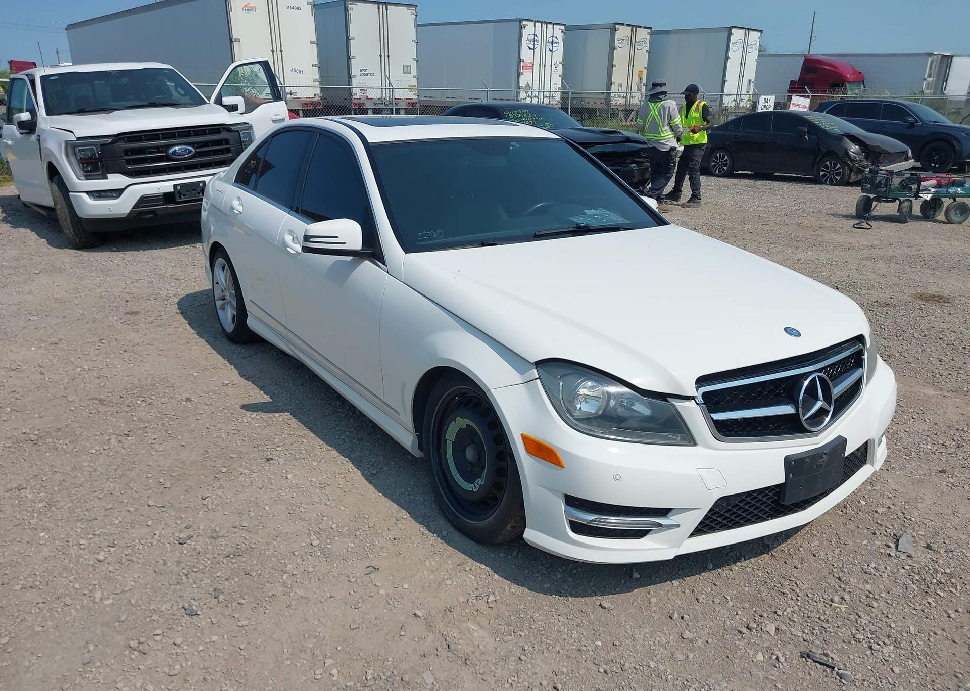 2013 MERCEDES-BENZ C 300 4MATIC