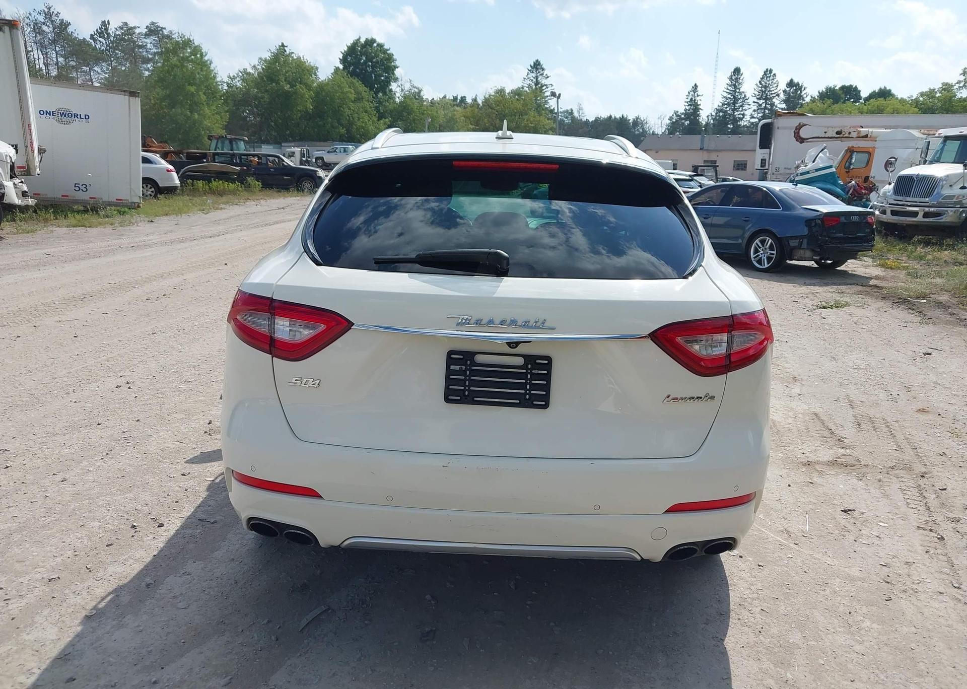 2018 MASERATI LEVANTE S