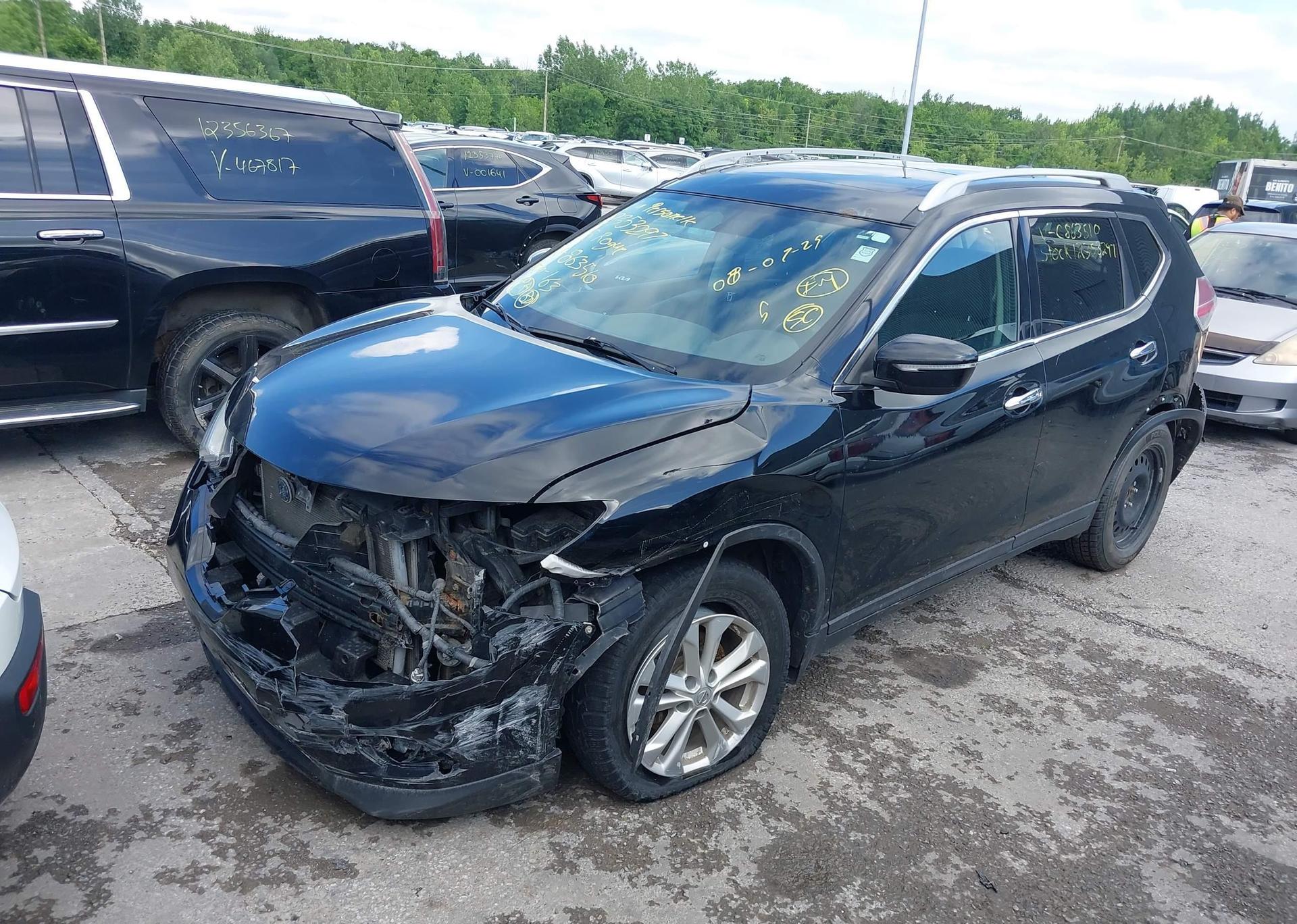 2015 NISSAN ROGUE S