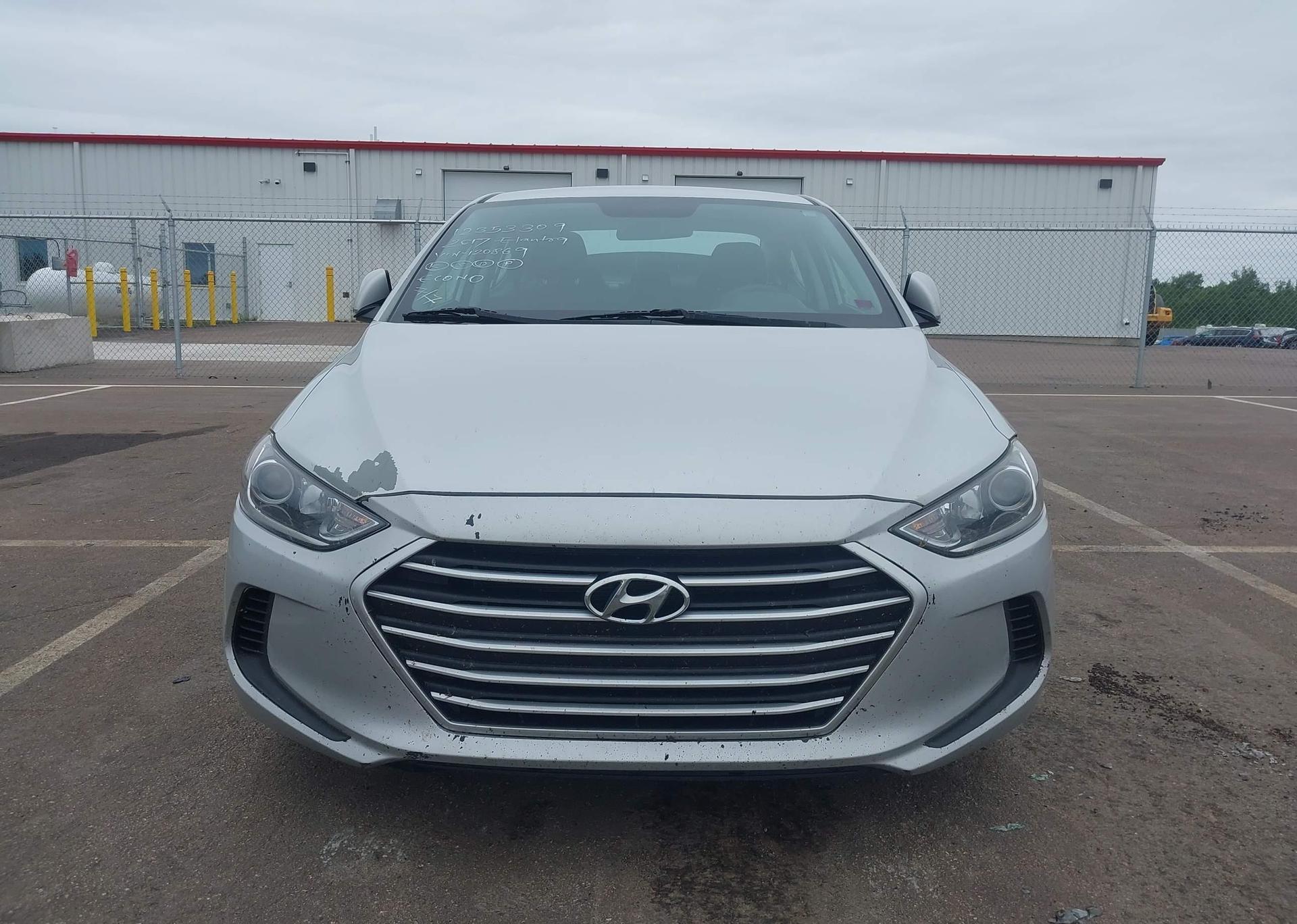 2017 HYUNDAI ELANTRA LE