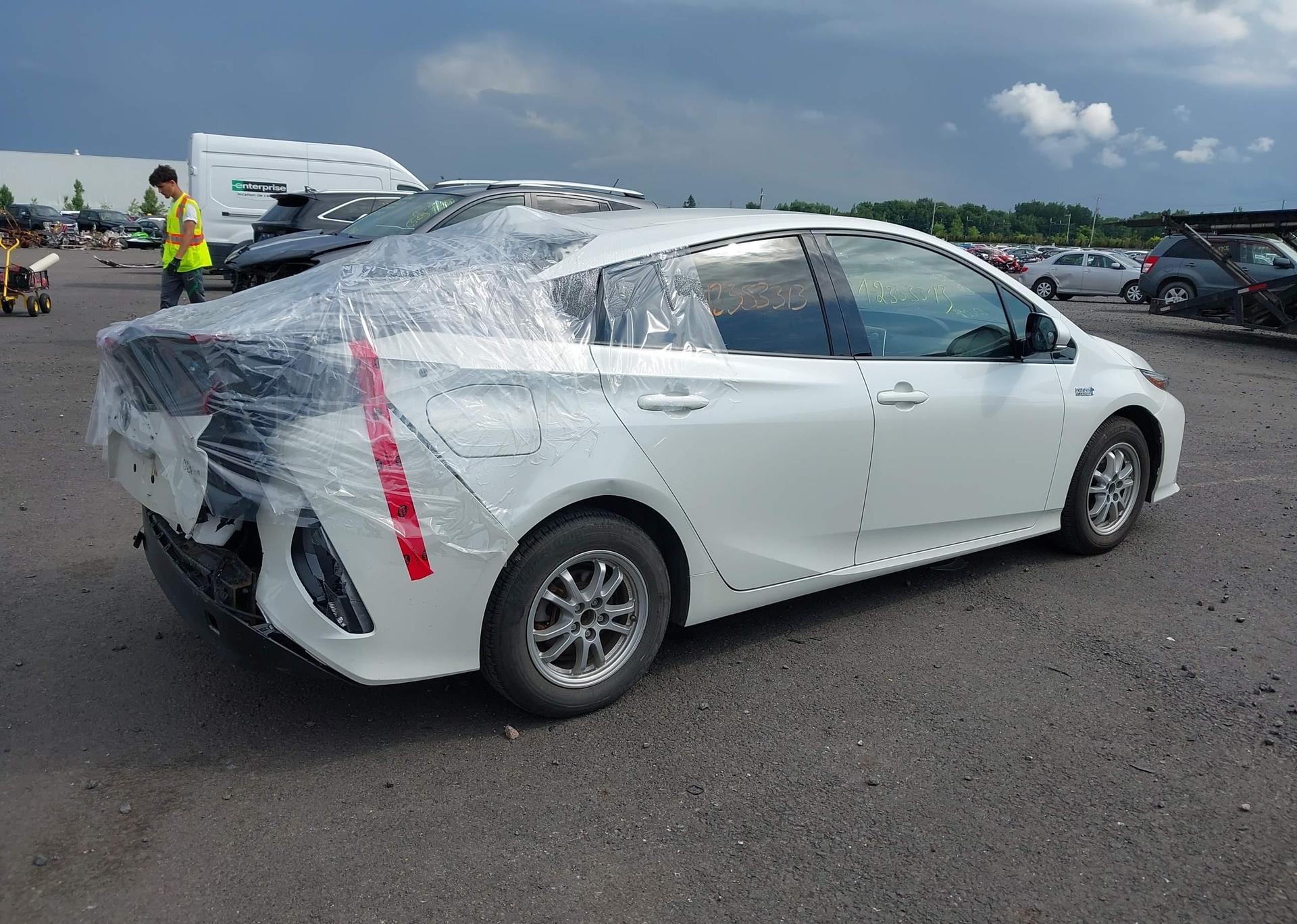 2019 TOYOTA PRIUS PRIME