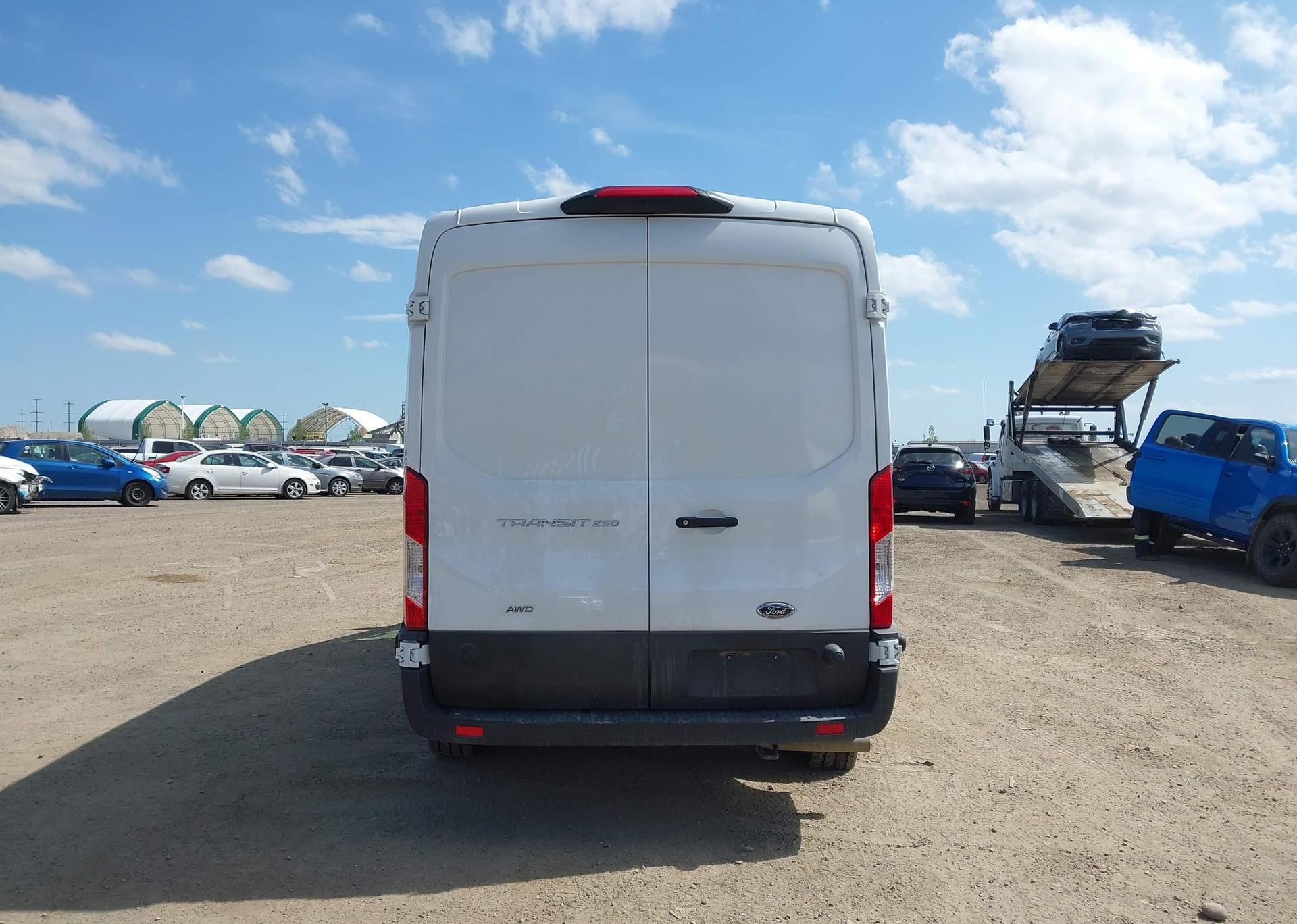 2024 FORD transit t-250