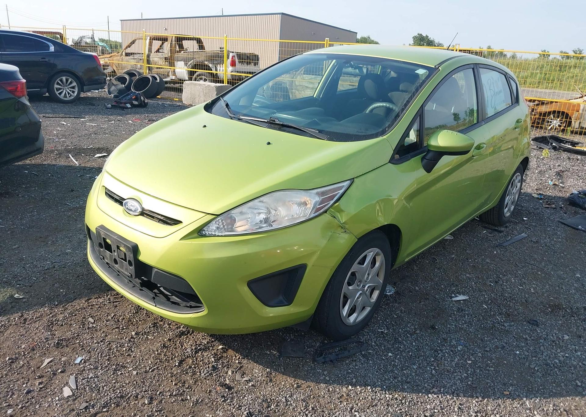2013 FORD FIESTA SE