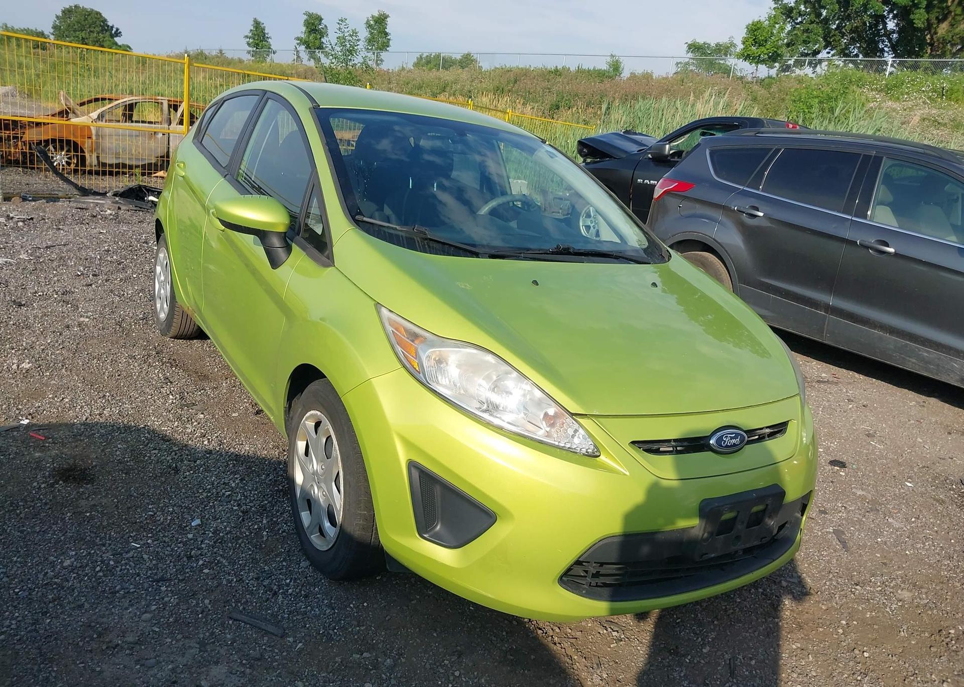 2013 FORD FIESTA SE