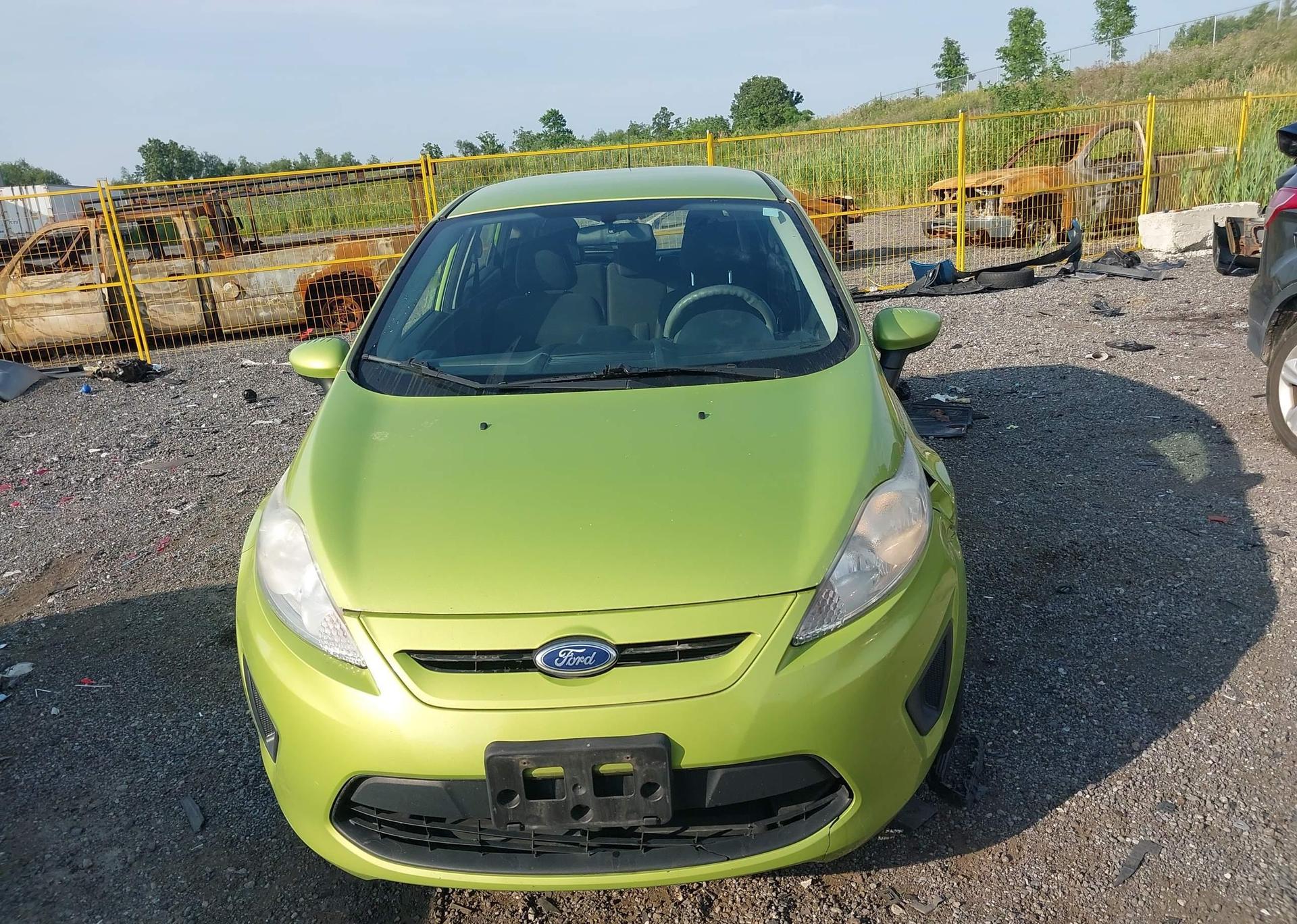 2013 FORD FIESTA SE