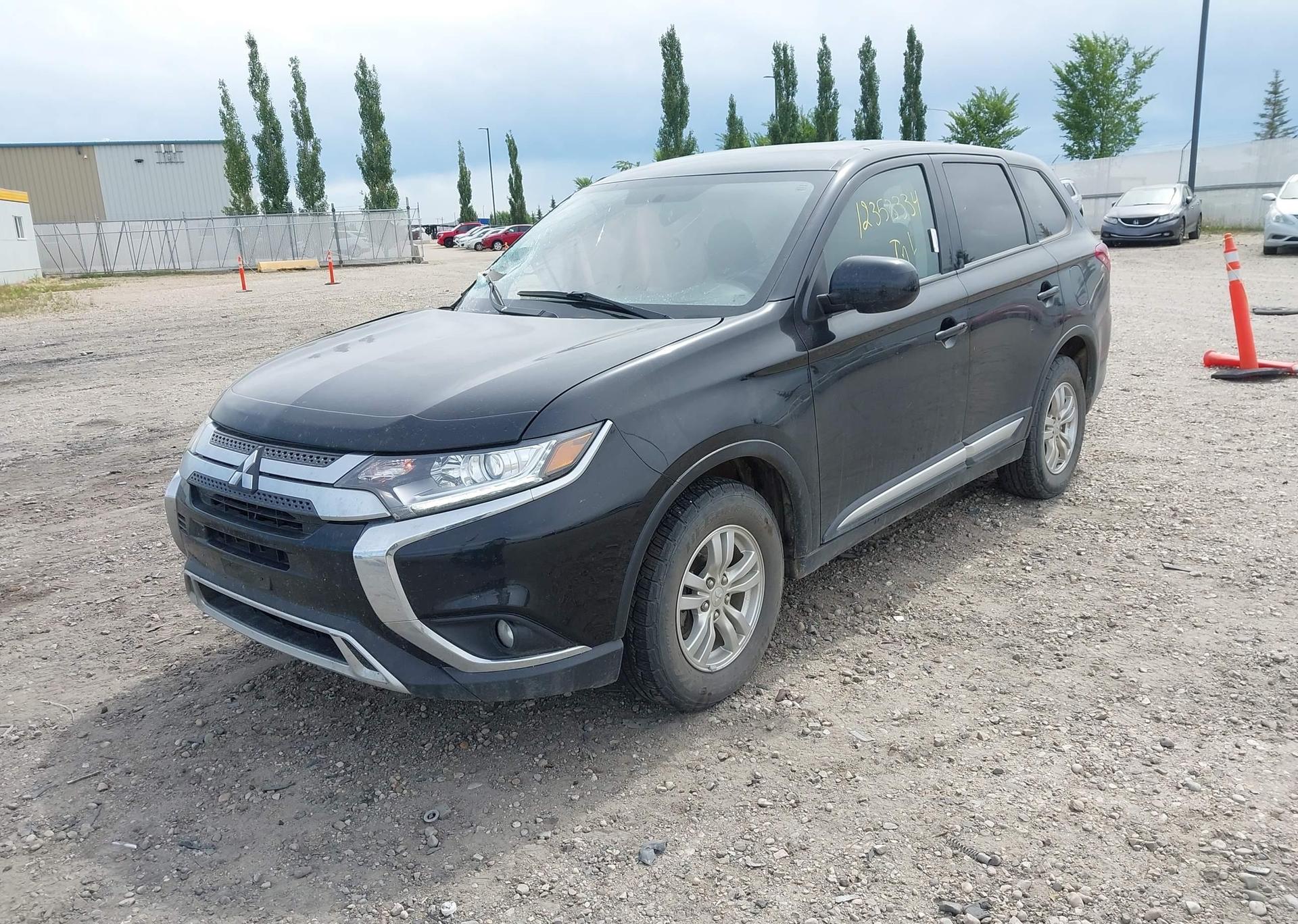 2020 MITSUBISHI OUTLANDER ES