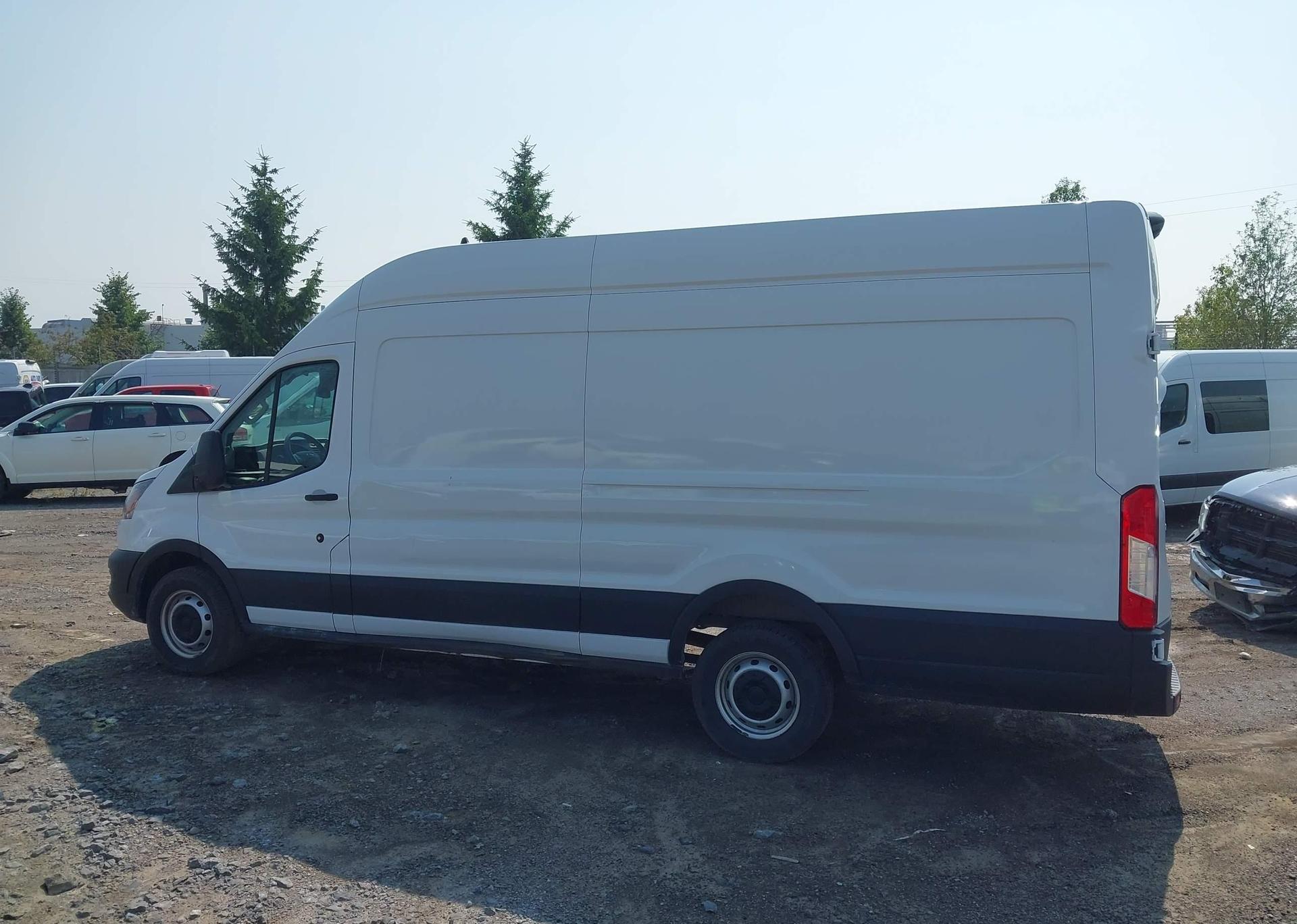 2023 FORD transit t-250