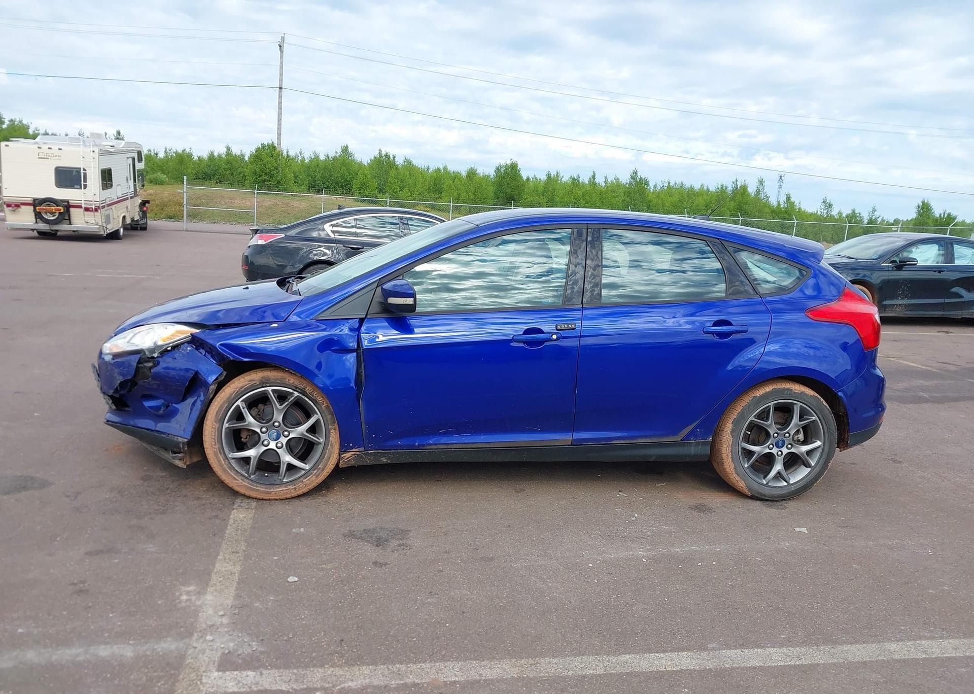 2013 FORD FOCUS SE