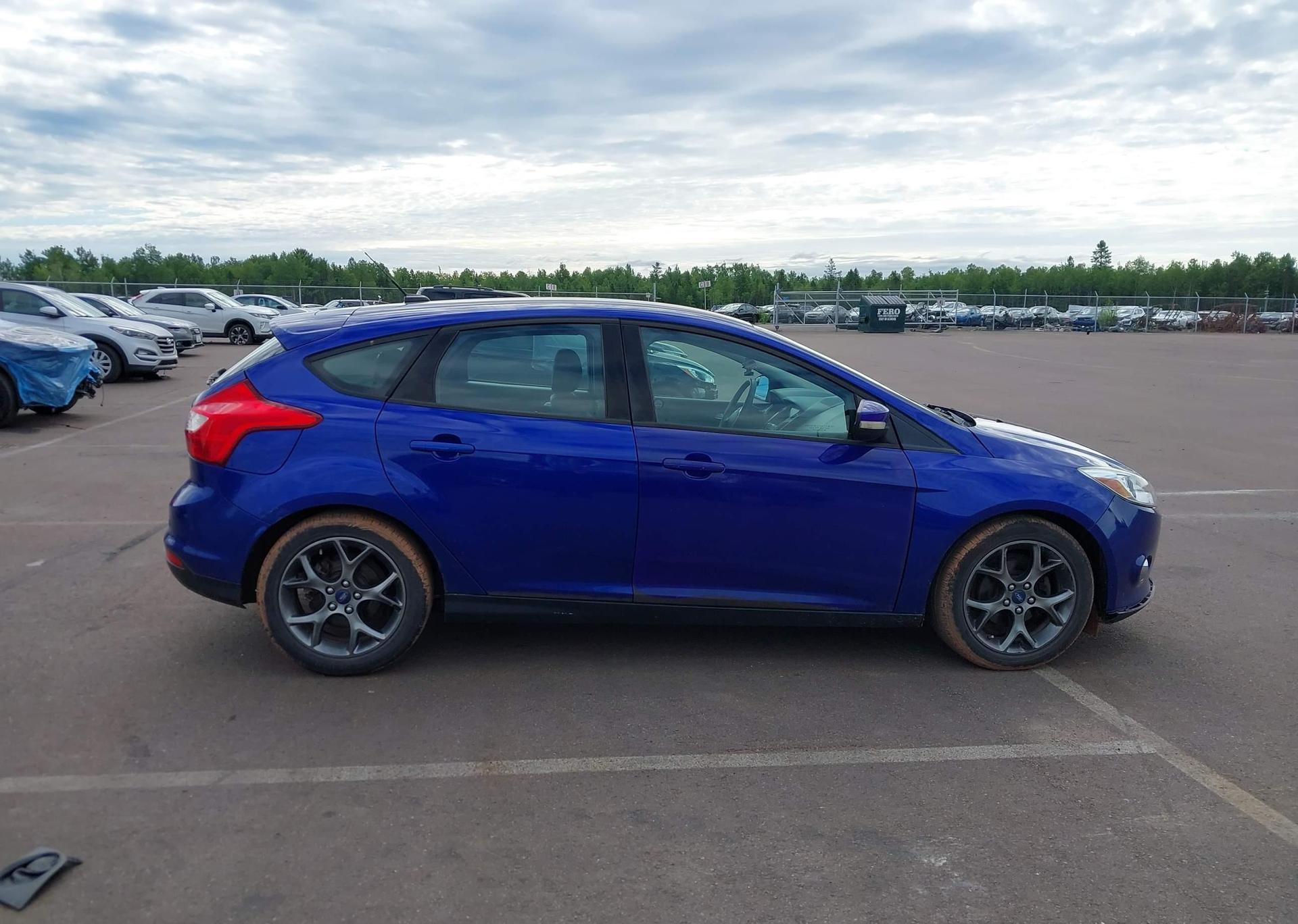 2013 FORD FOCUS SE