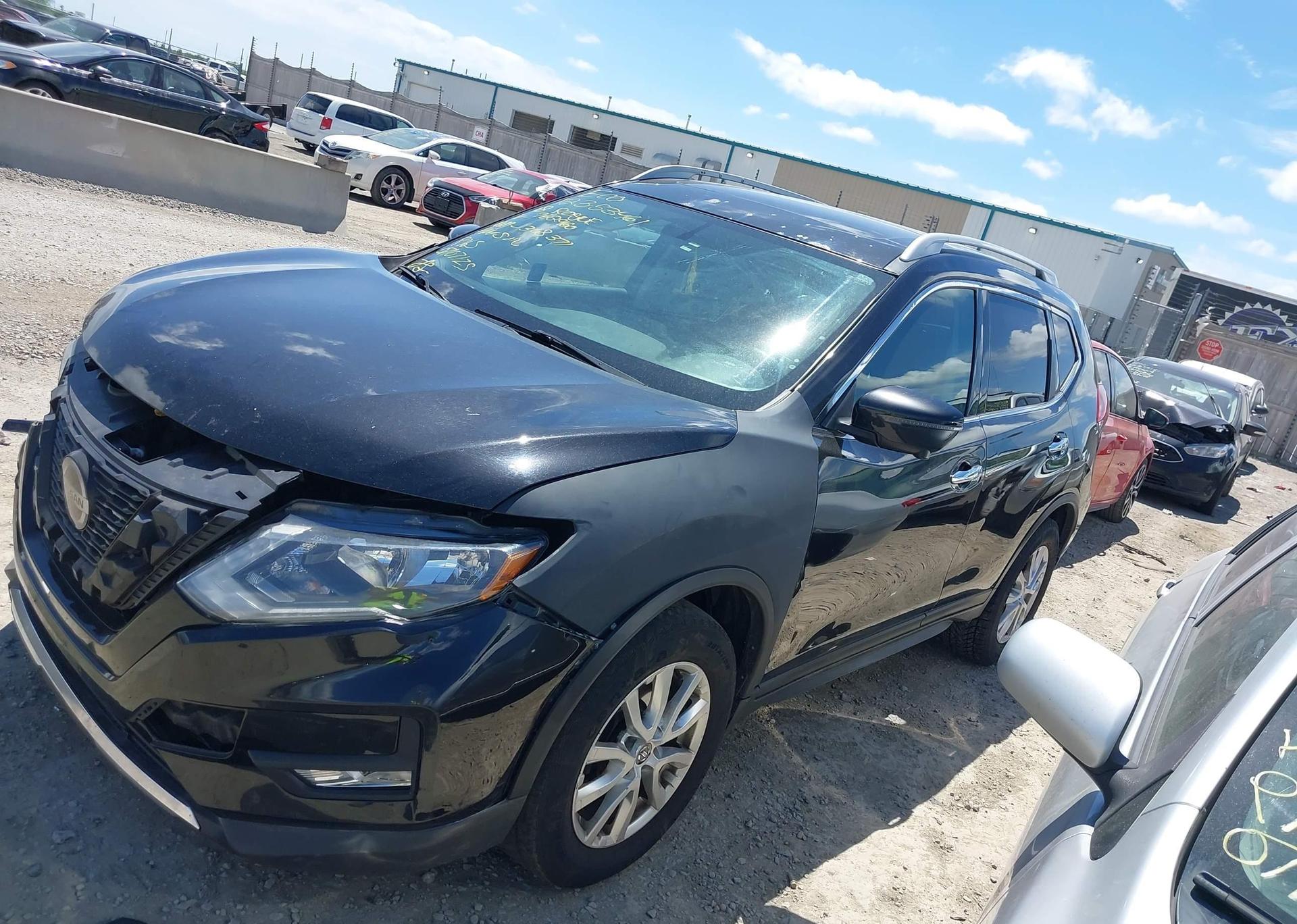 2018 NISSAN ROGUE