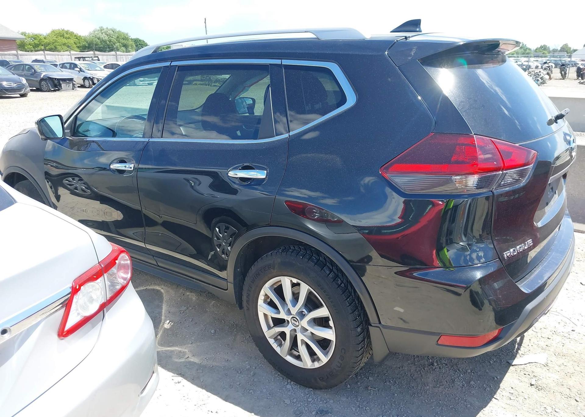 2018 NISSAN ROGUE