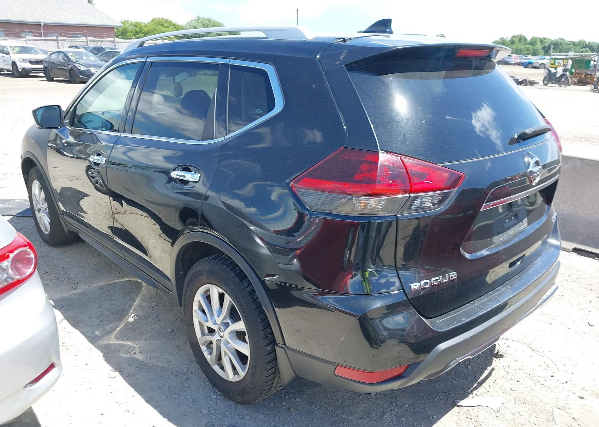 2018 NISSAN ROGUE