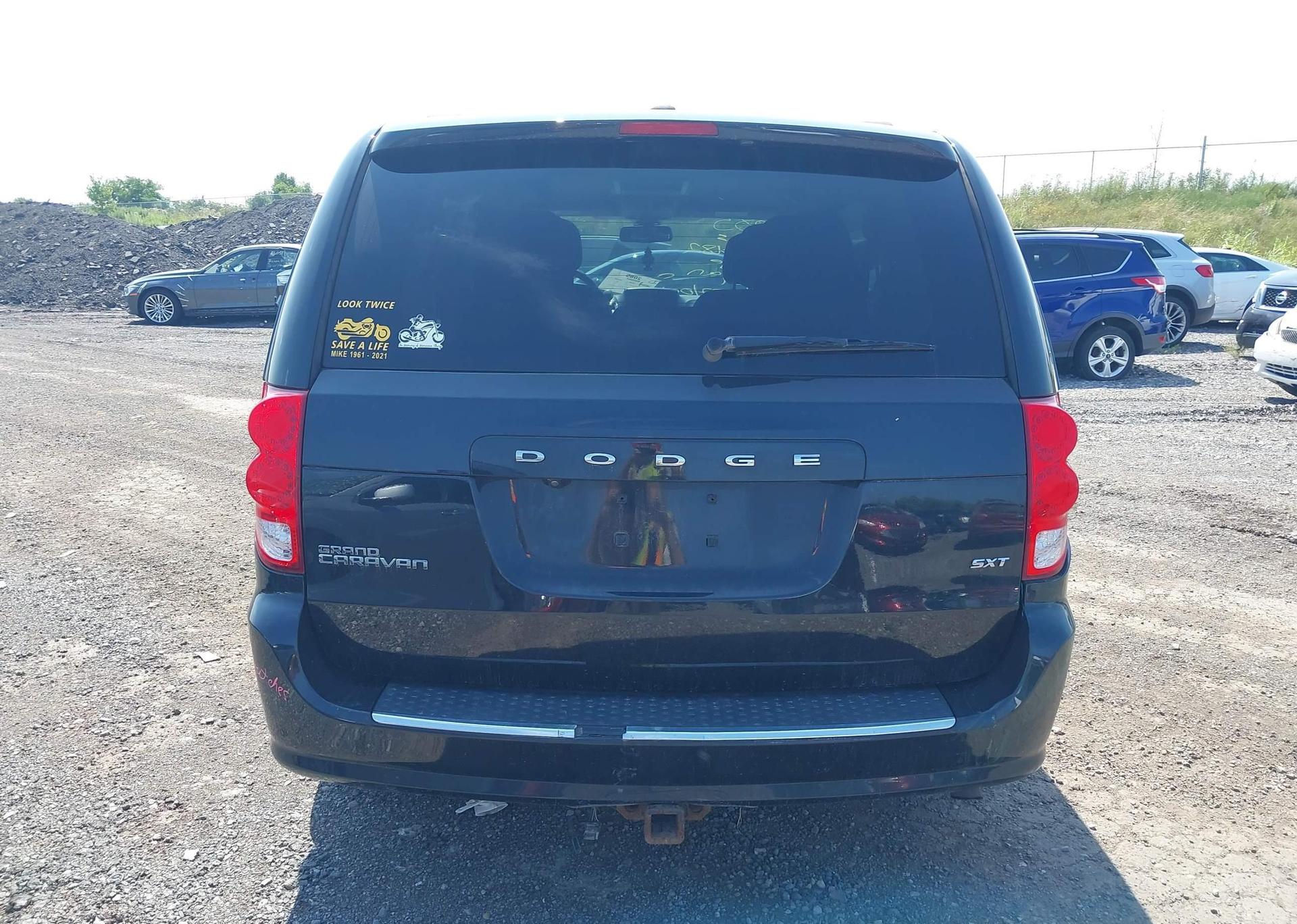 2019 DODGE GRAND CARAVAN SE