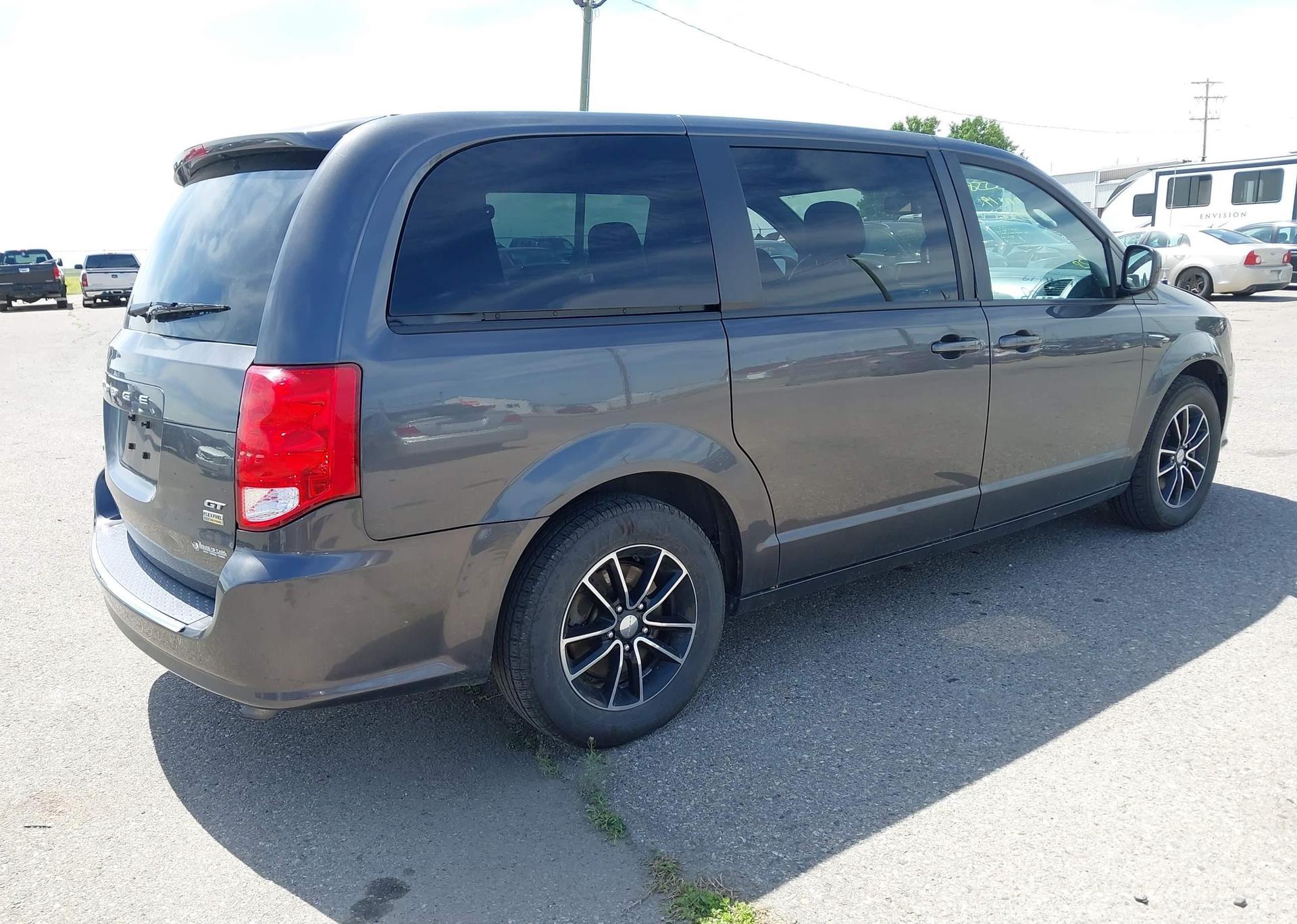 2019 DODGE GRAND CARAVAN GT