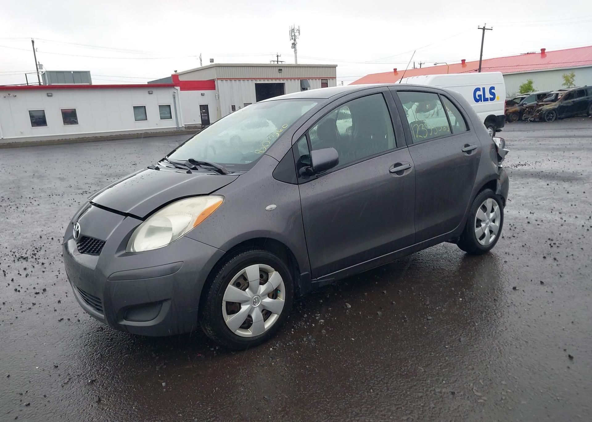 2009 TOYOTA YARIS
