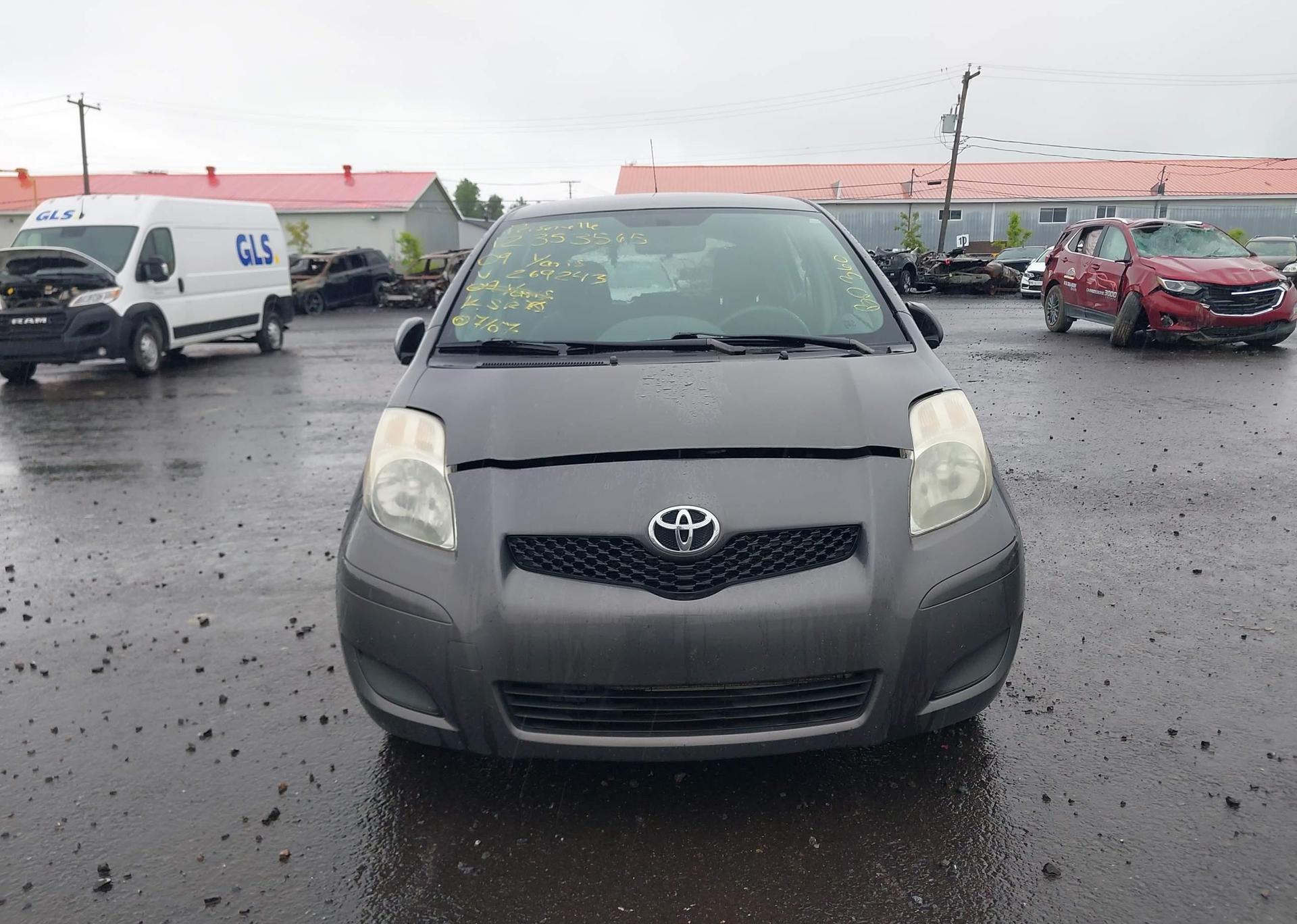 2009 TOYOTA YARIS