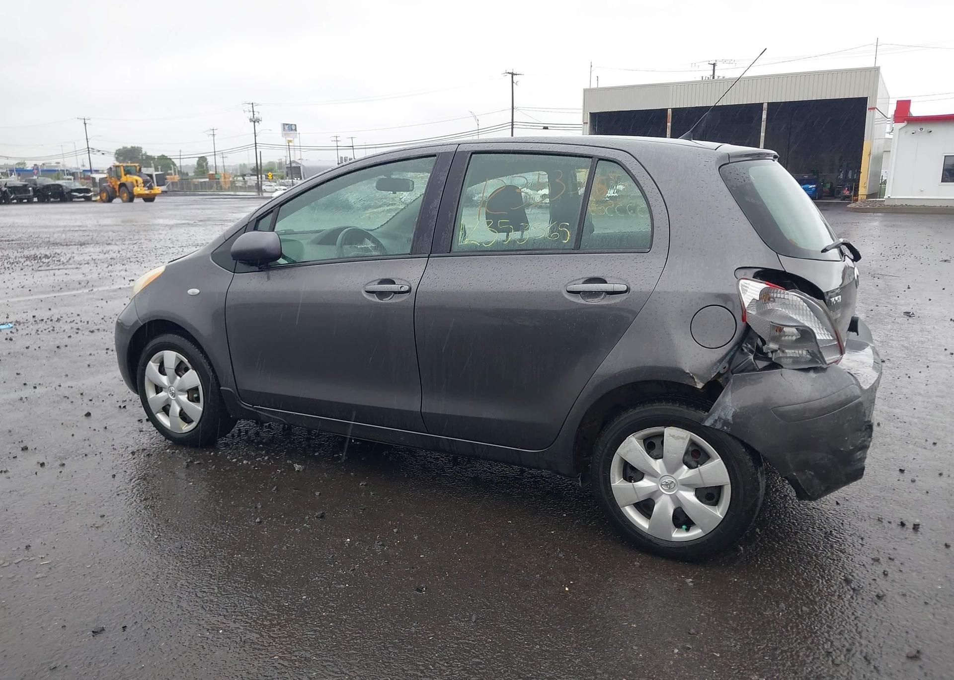 2009 TOYOTA YARIS