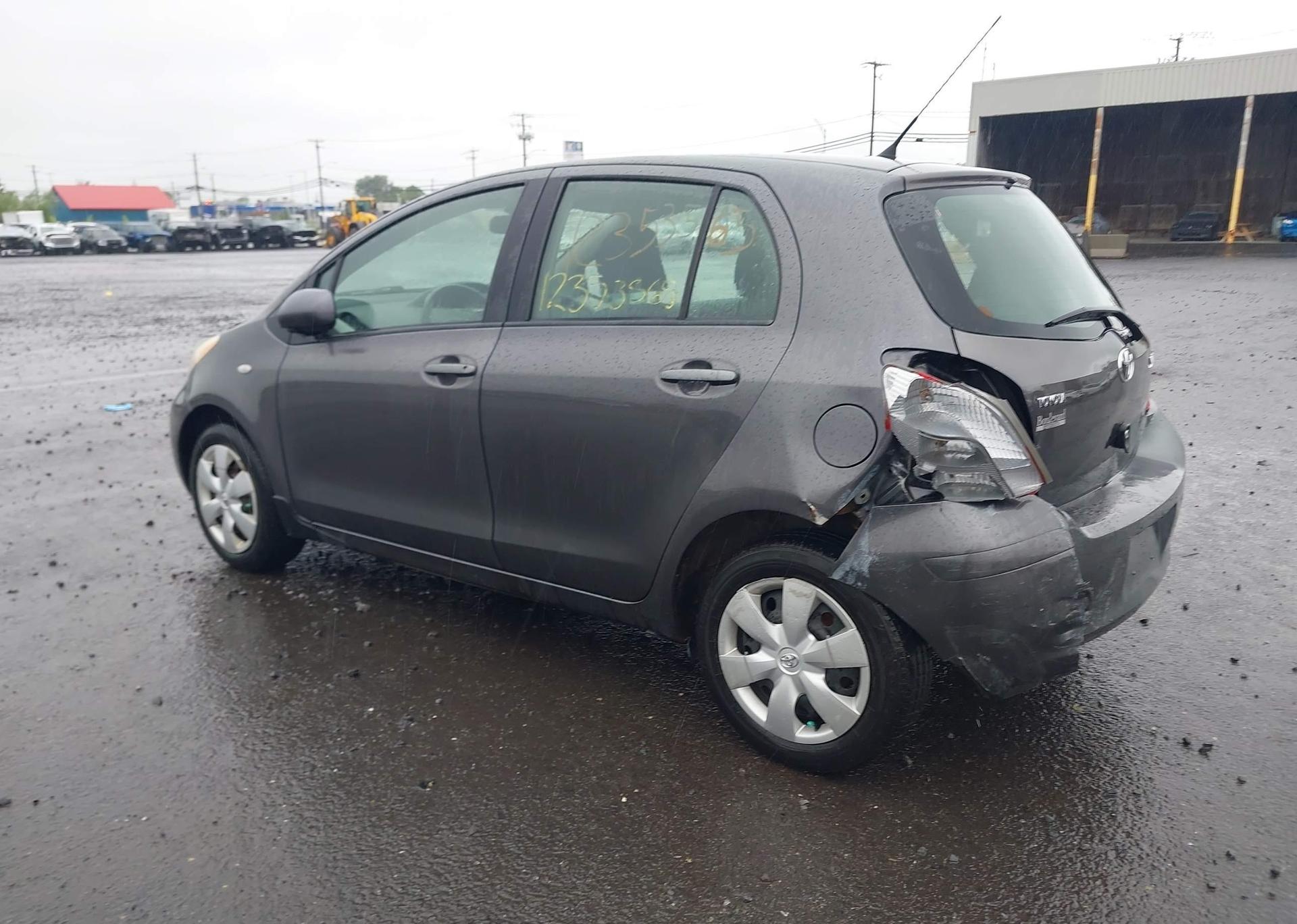 2009 TOYOTA YARIS
