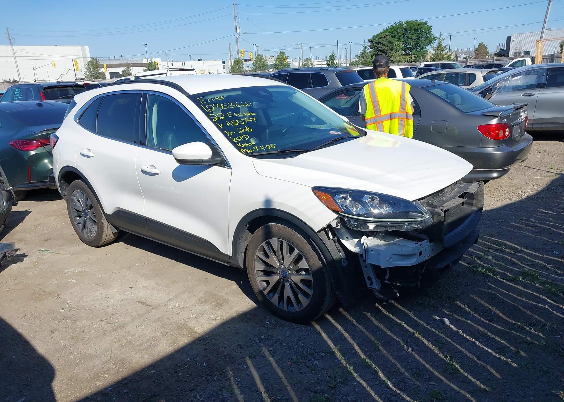 2022 FORD ESCAPE TITANIUM