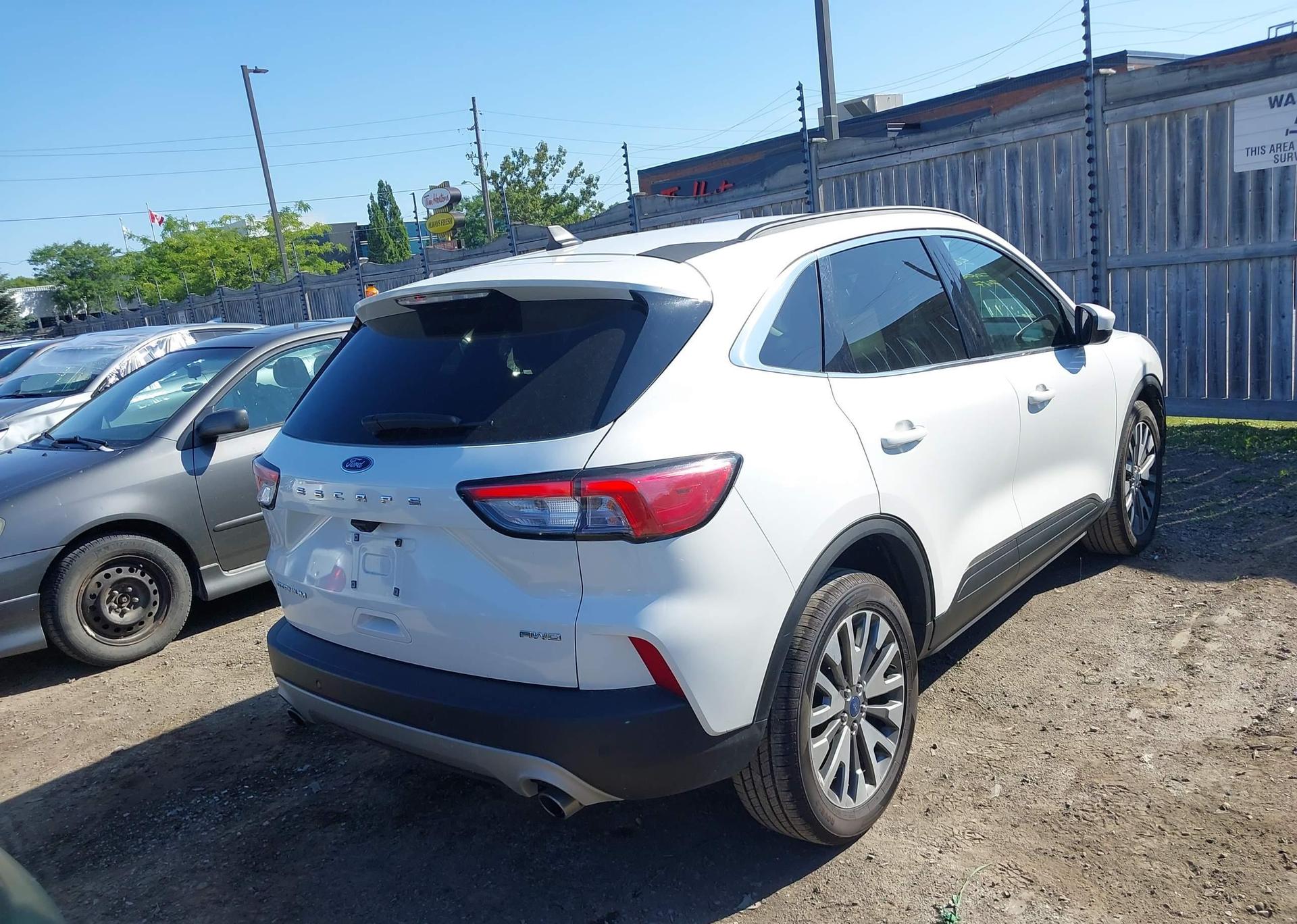 2022 FORD ESCAPE TITANIUM