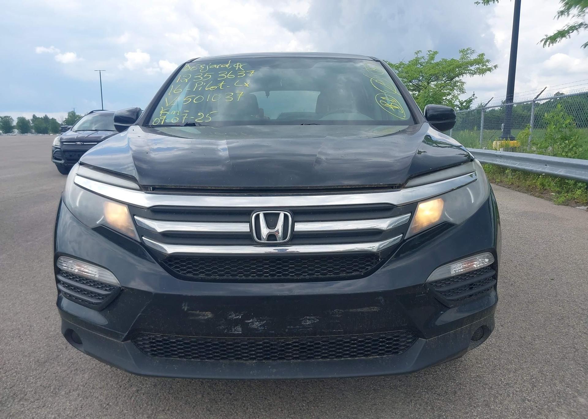2016 HONDA PILOT LX