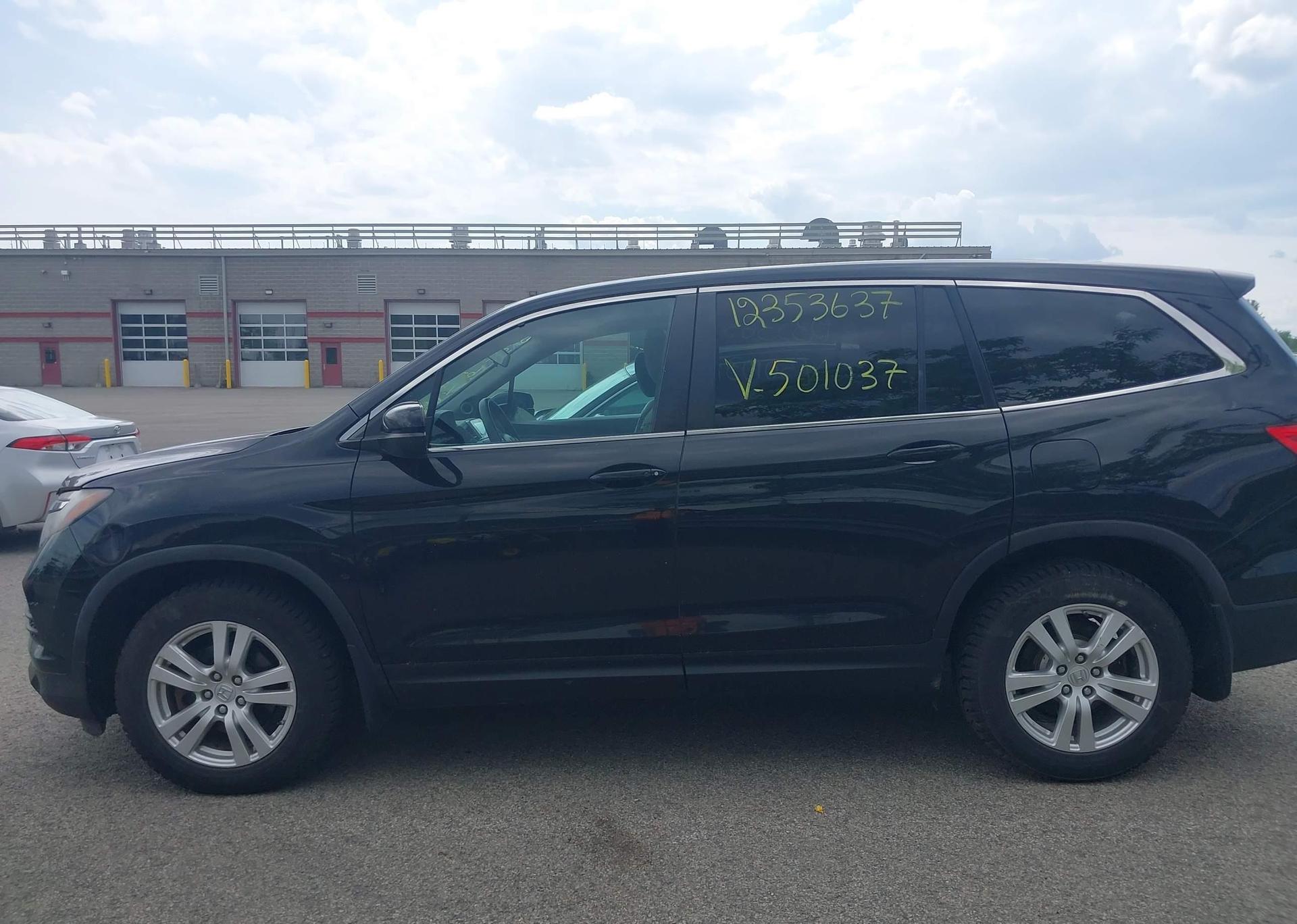 2016 HONDA PILOT LX