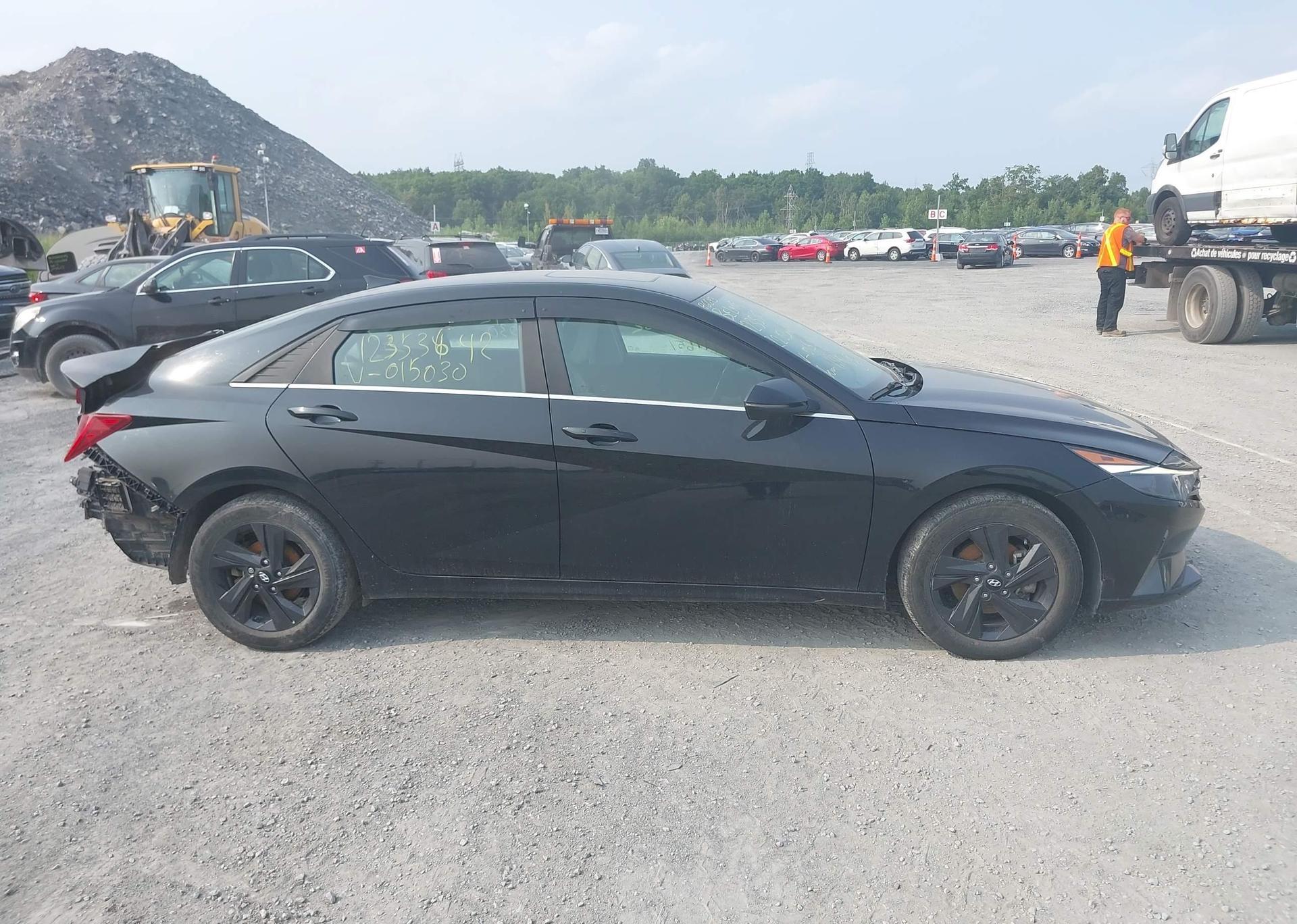 2022 HYUNDAI ELANTRA HYBRID